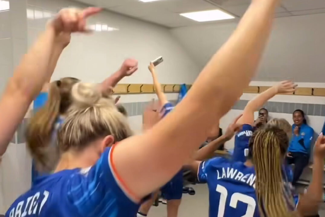 Wieke Kaptein danst met Chelsea op SnolleBollekes