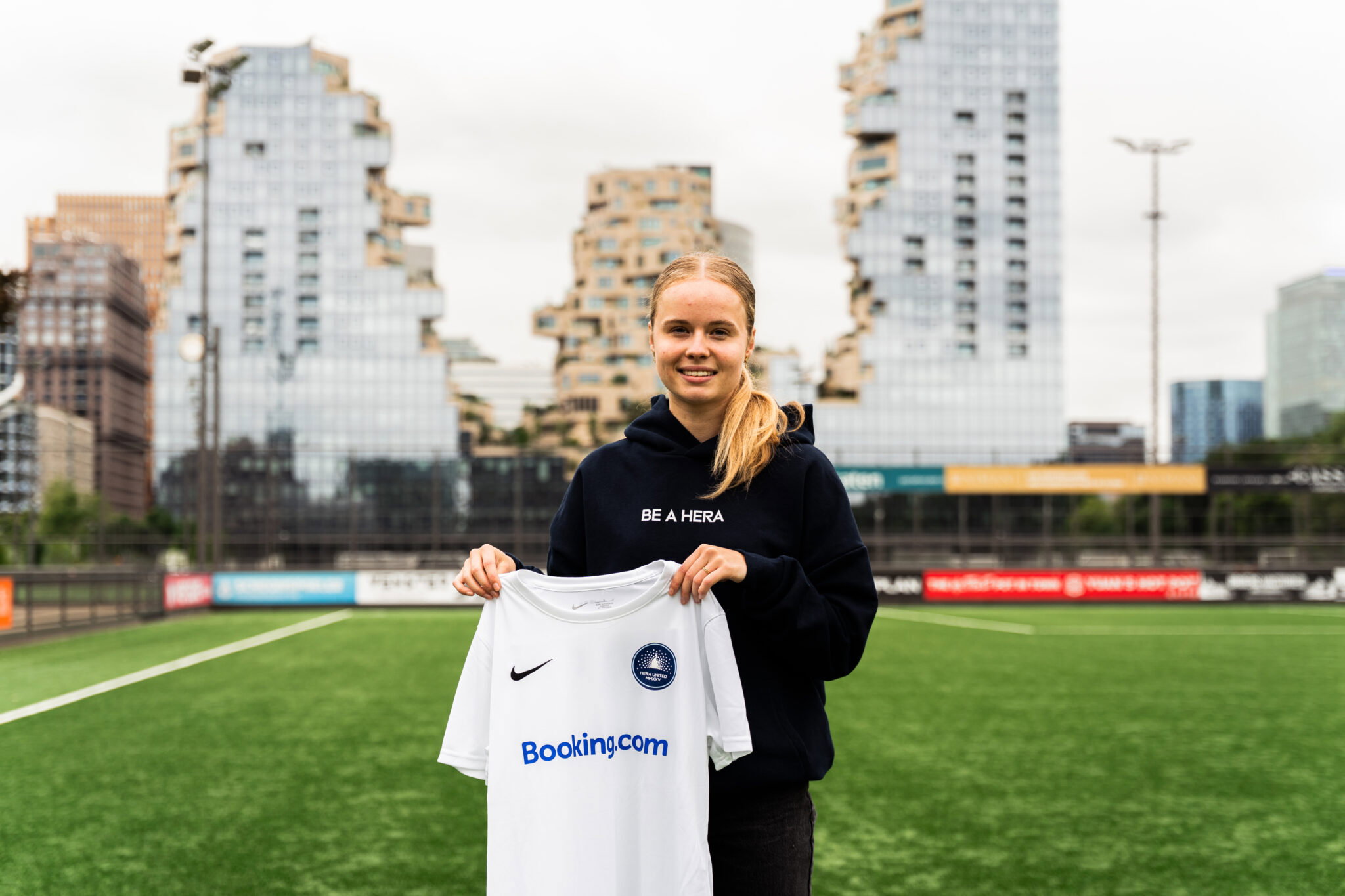 Yada Huisman tekent bij HERA United