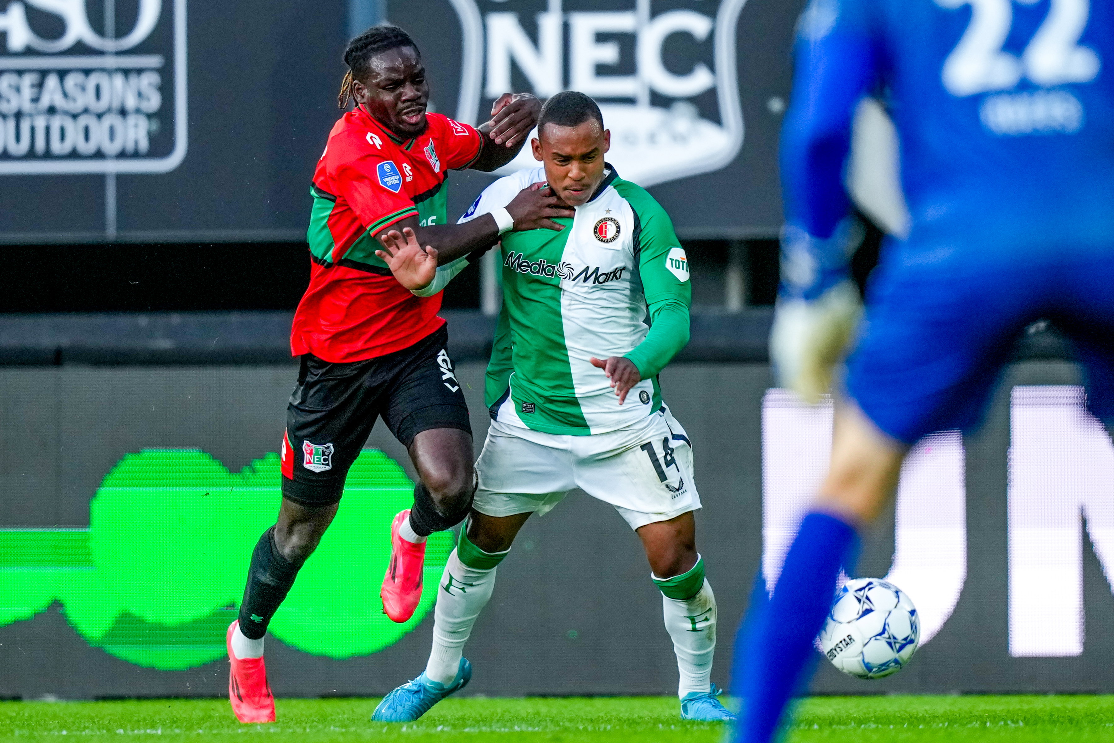 Igor Paixao tegen NEC