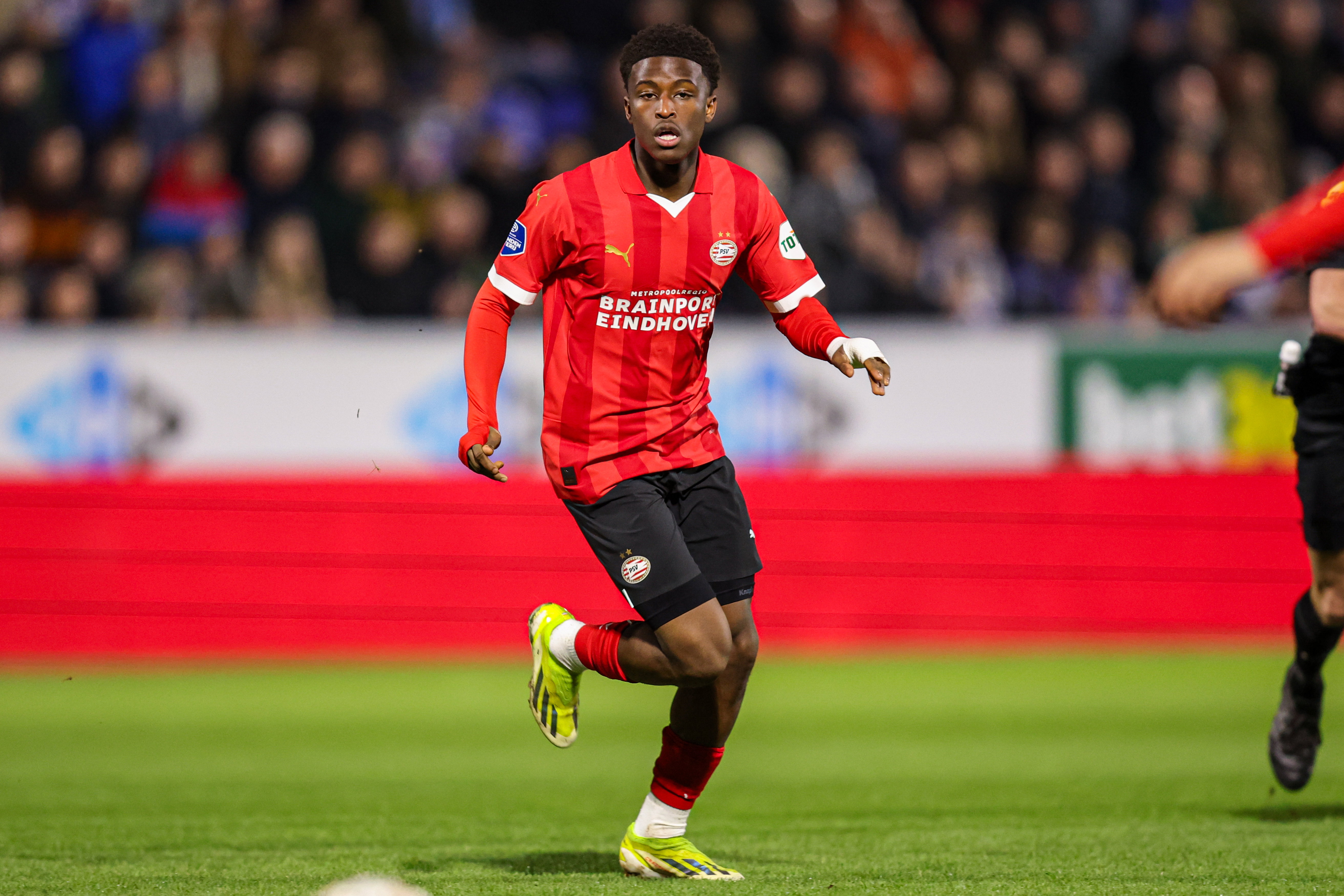 Isaac Babadi tegen PEC Zwolle