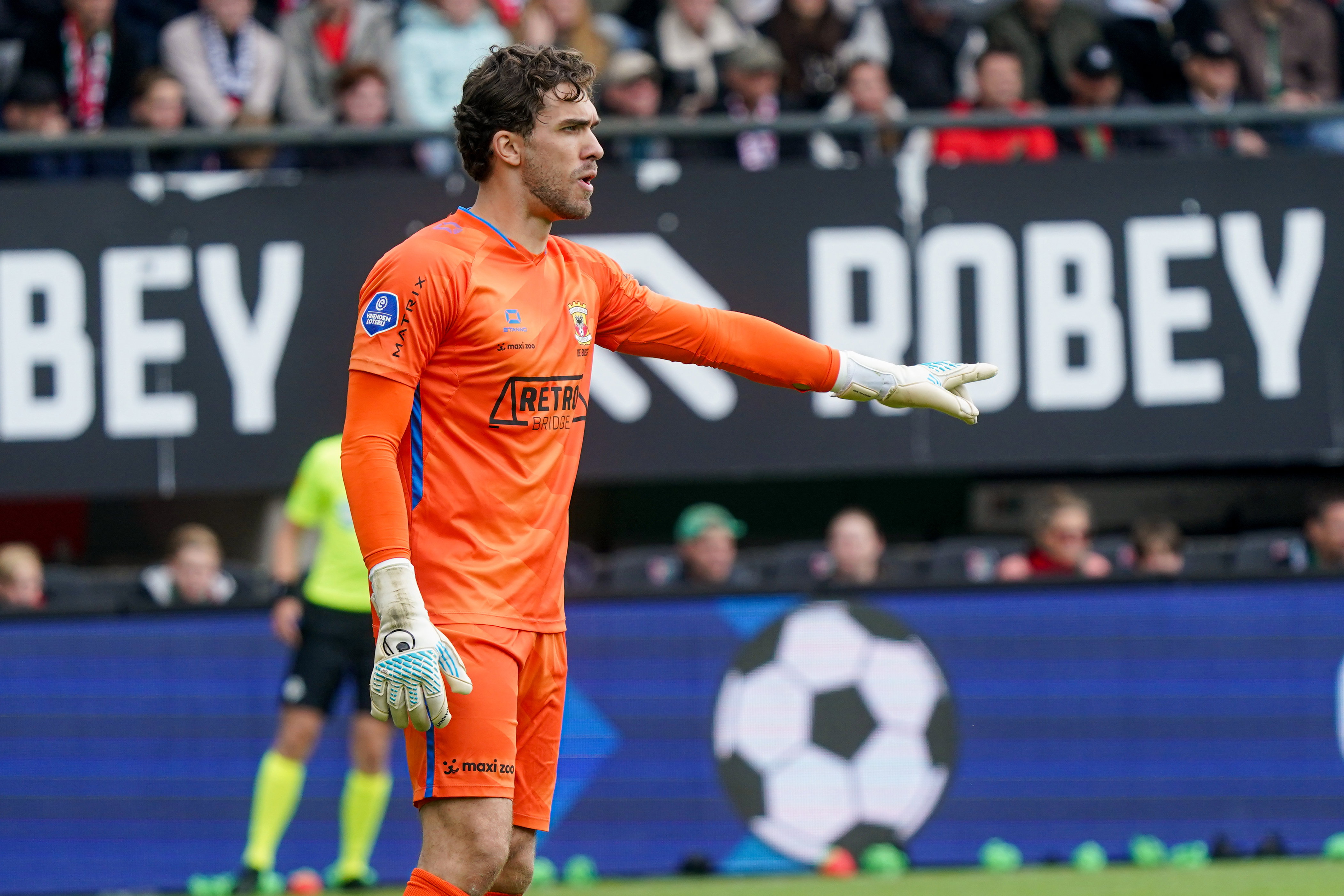 Jari de Busser tegen NEC