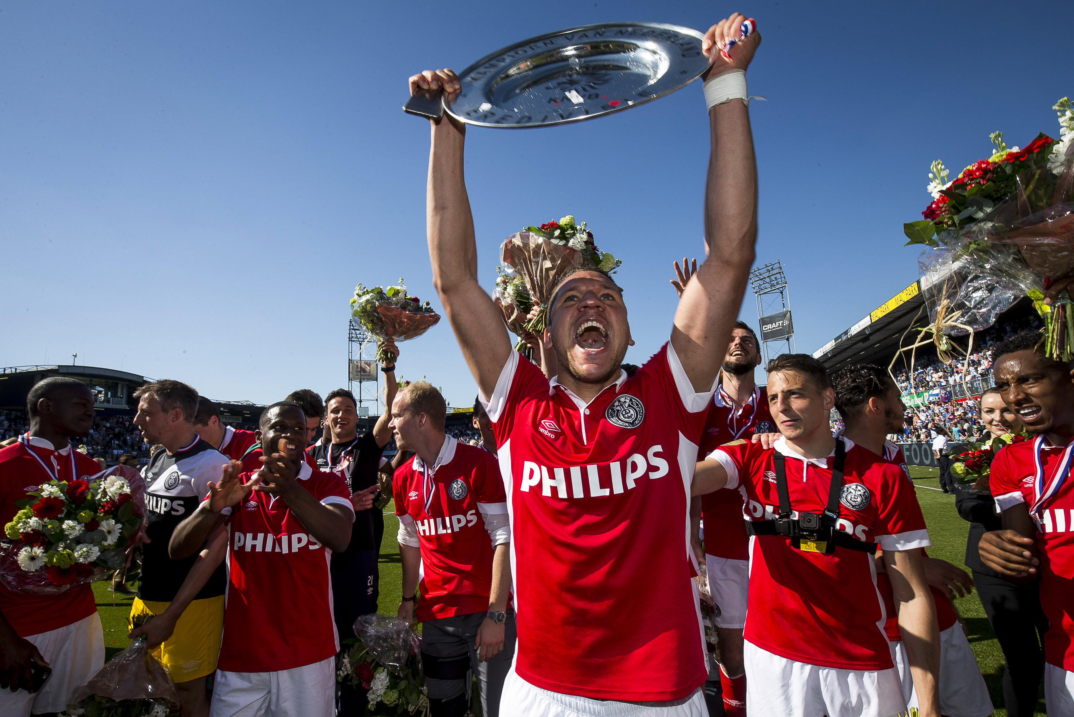 Jeffrey Bruma kampioen met PSV