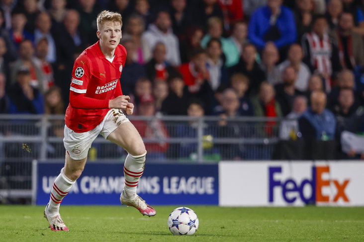 Jerdy Schouten tegen Sevilla