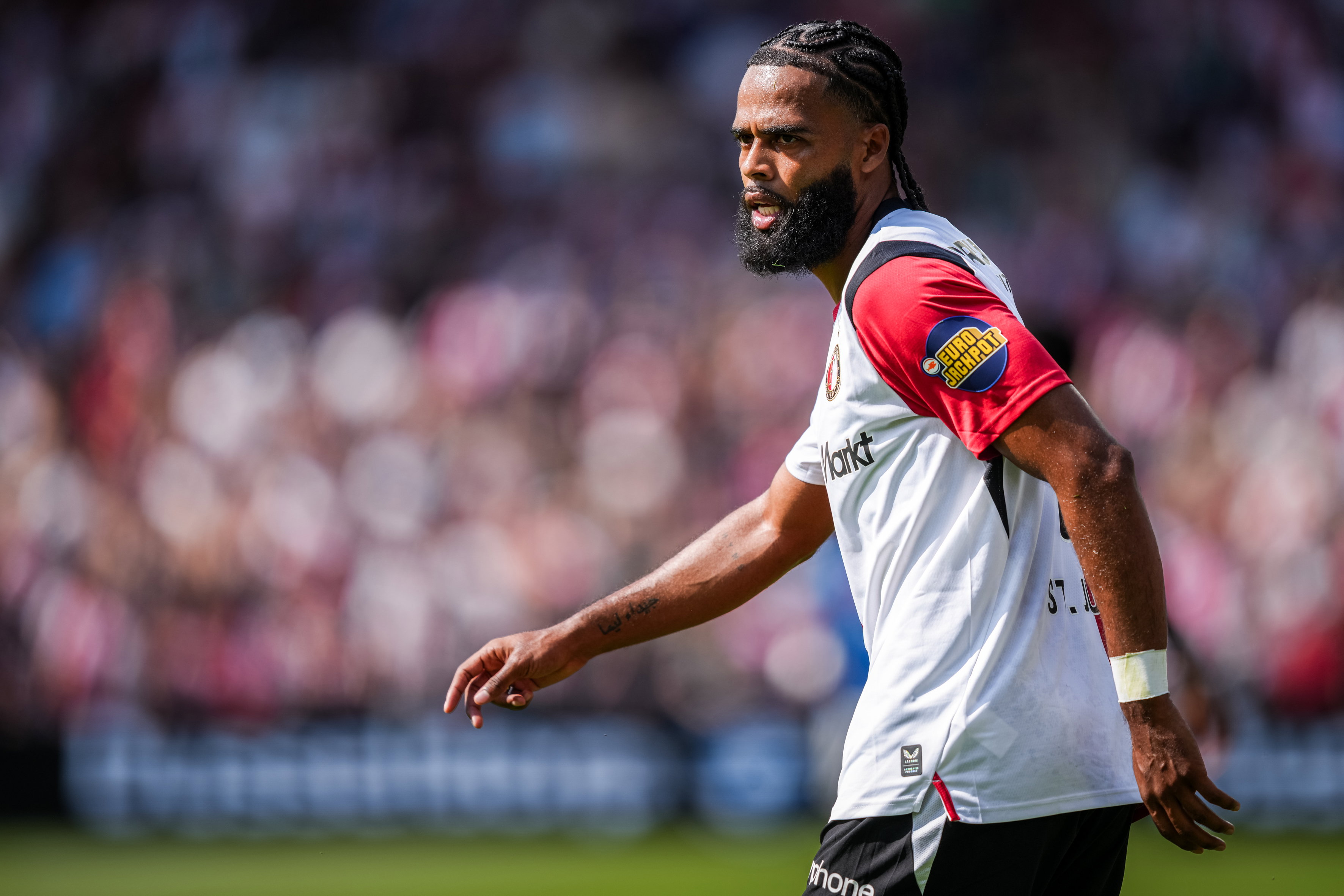 Jeremiah St Juste tijdens het duel met Atalanta