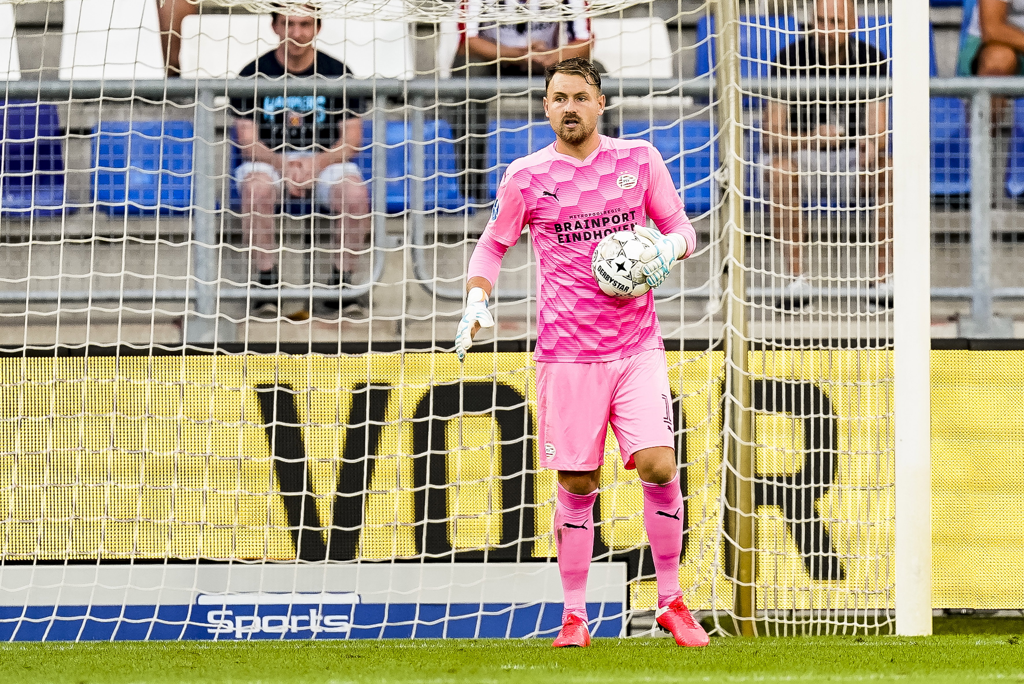 Jeroen Zoet in actie voor PSV