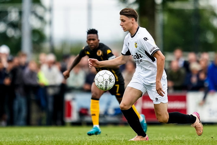 Jim Koller in een oefenwedstrijd van Vitesse