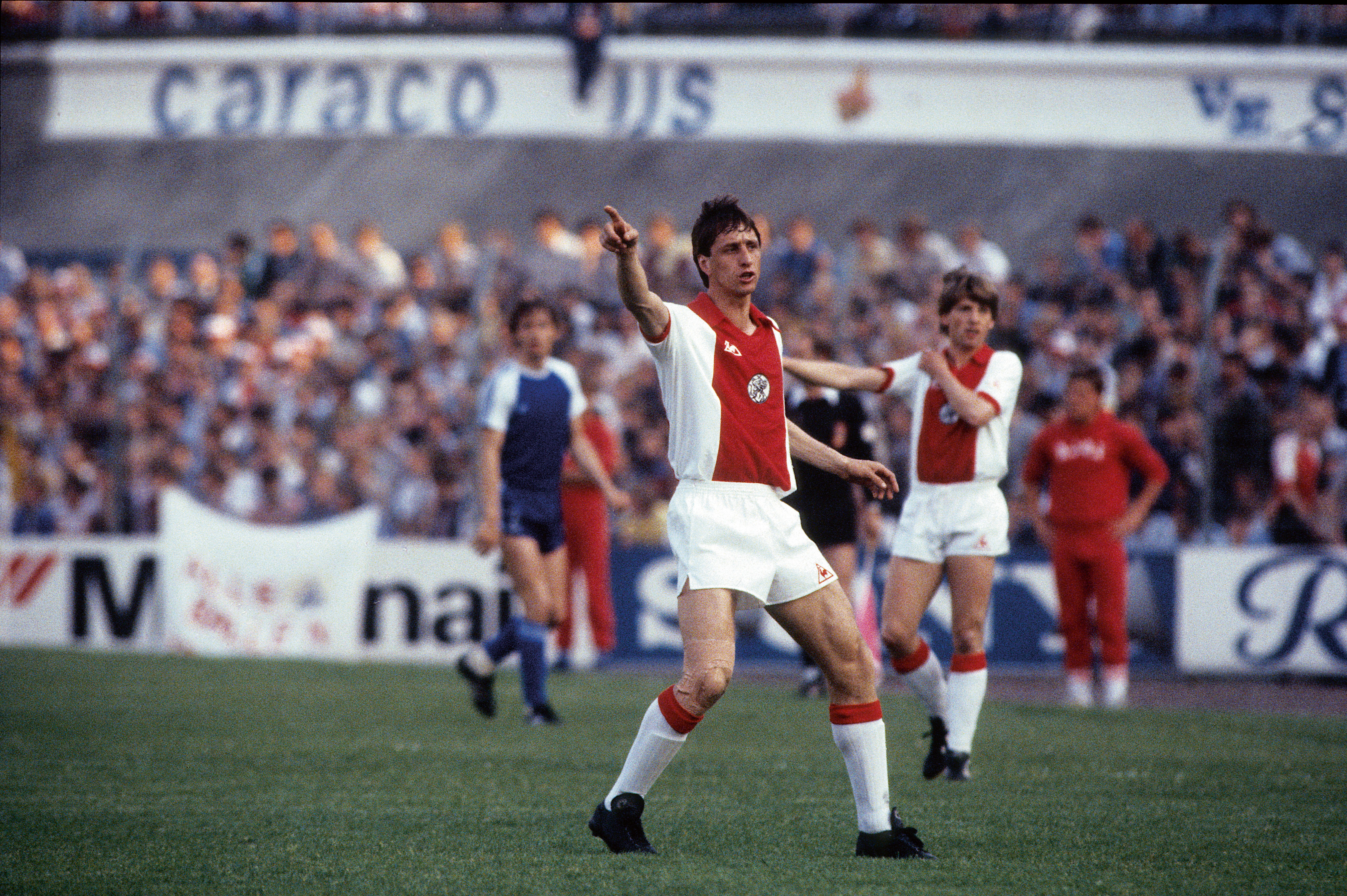 Johan Cruijff in het Ajax shirt