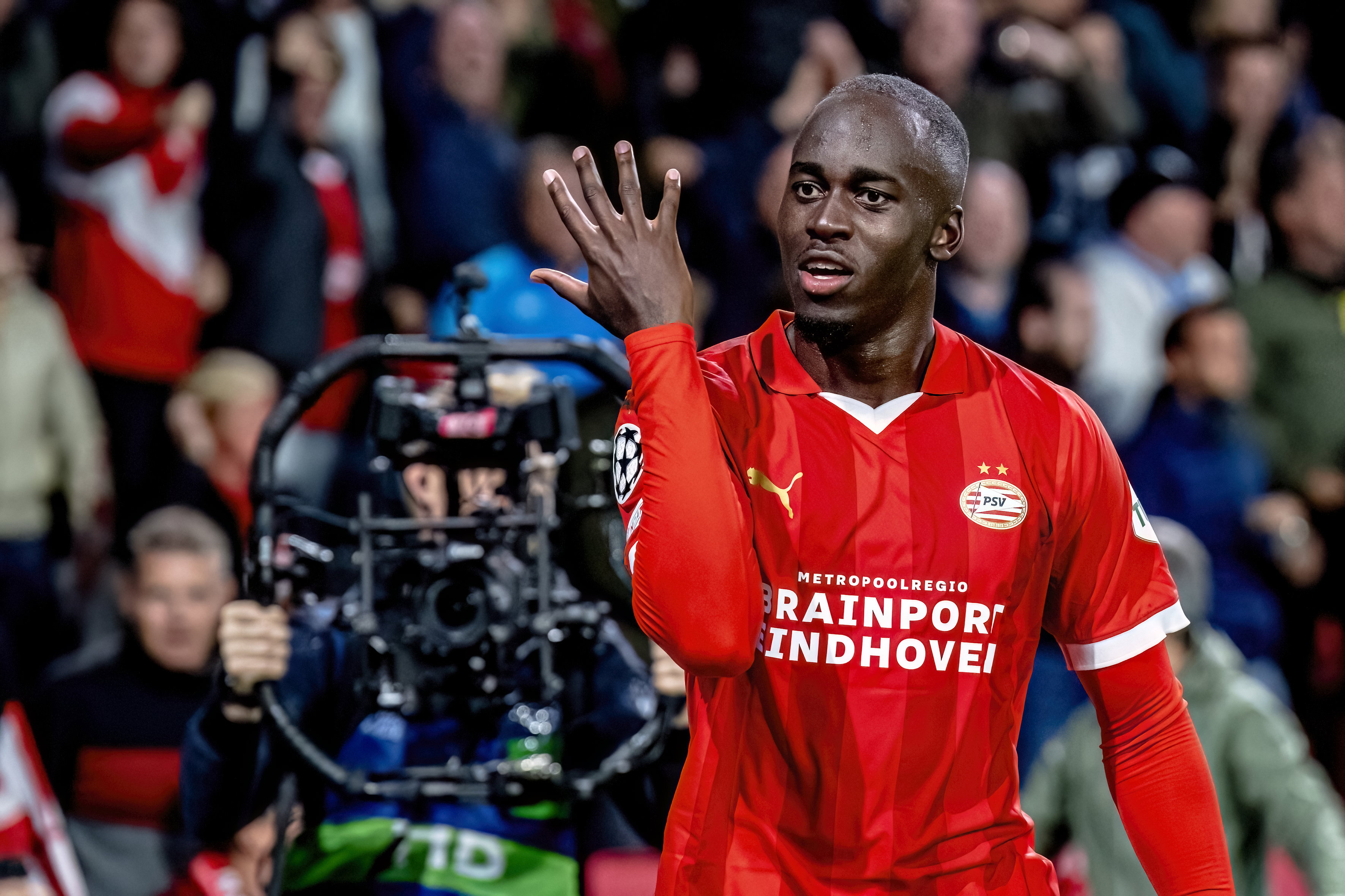 Jordan Teze redde een punt voor PSV tegen Sevilla