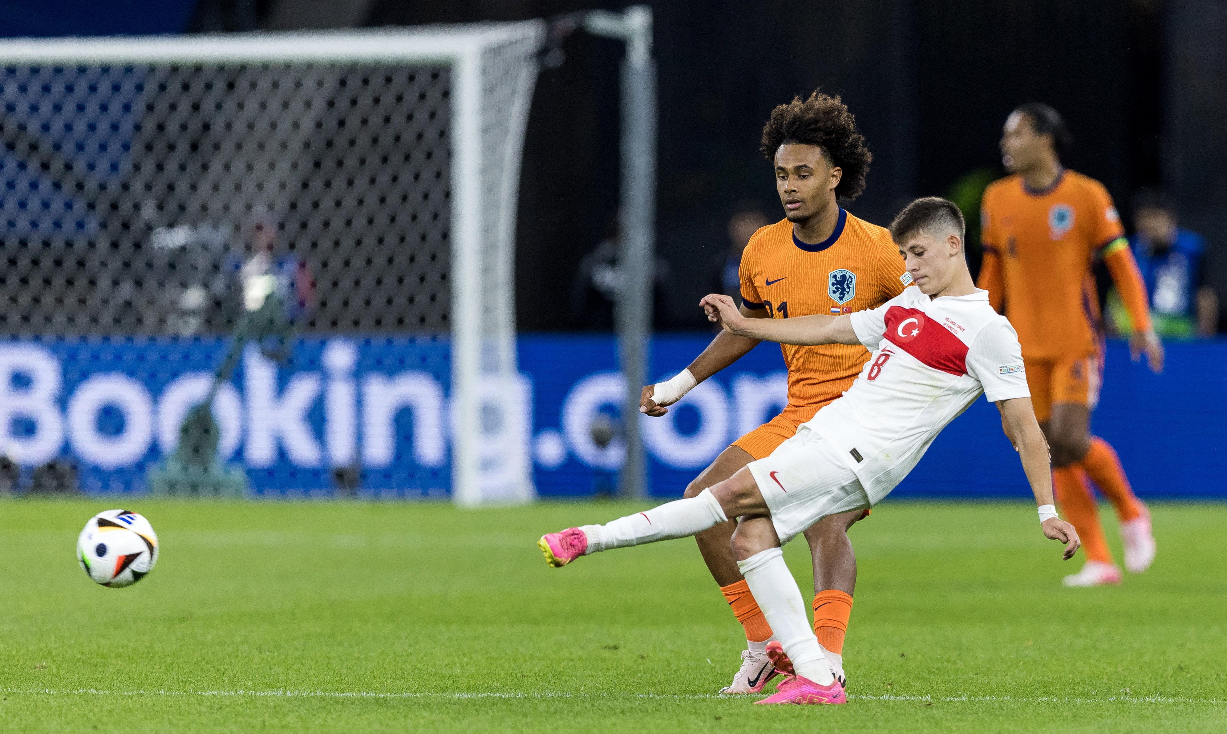 Joshua Zirkzee tegen Turkije
