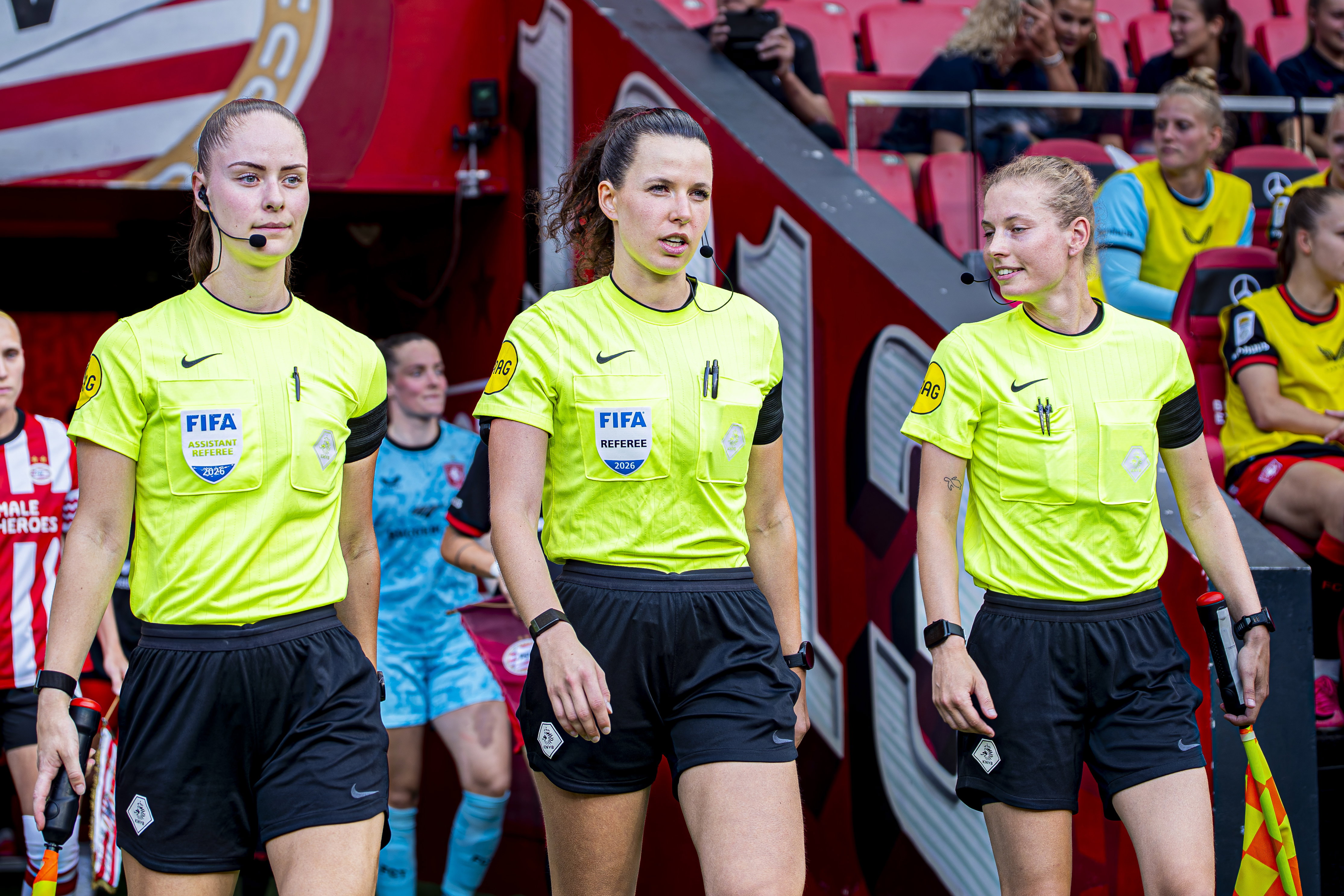 Isabelle van Gilst, Manon Plandsoen en Denise Blom