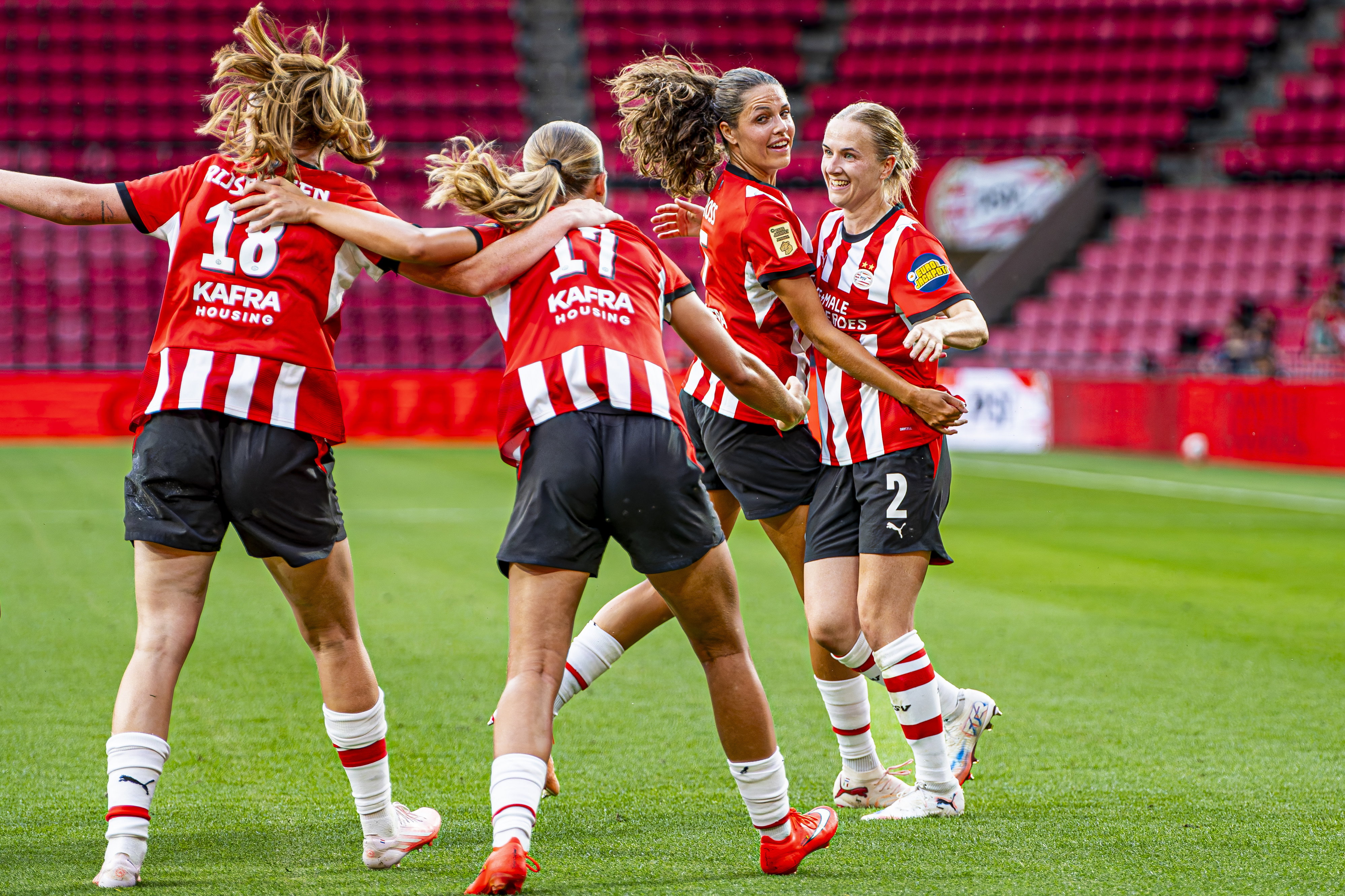 Thrige blij na winst Super Cup: 