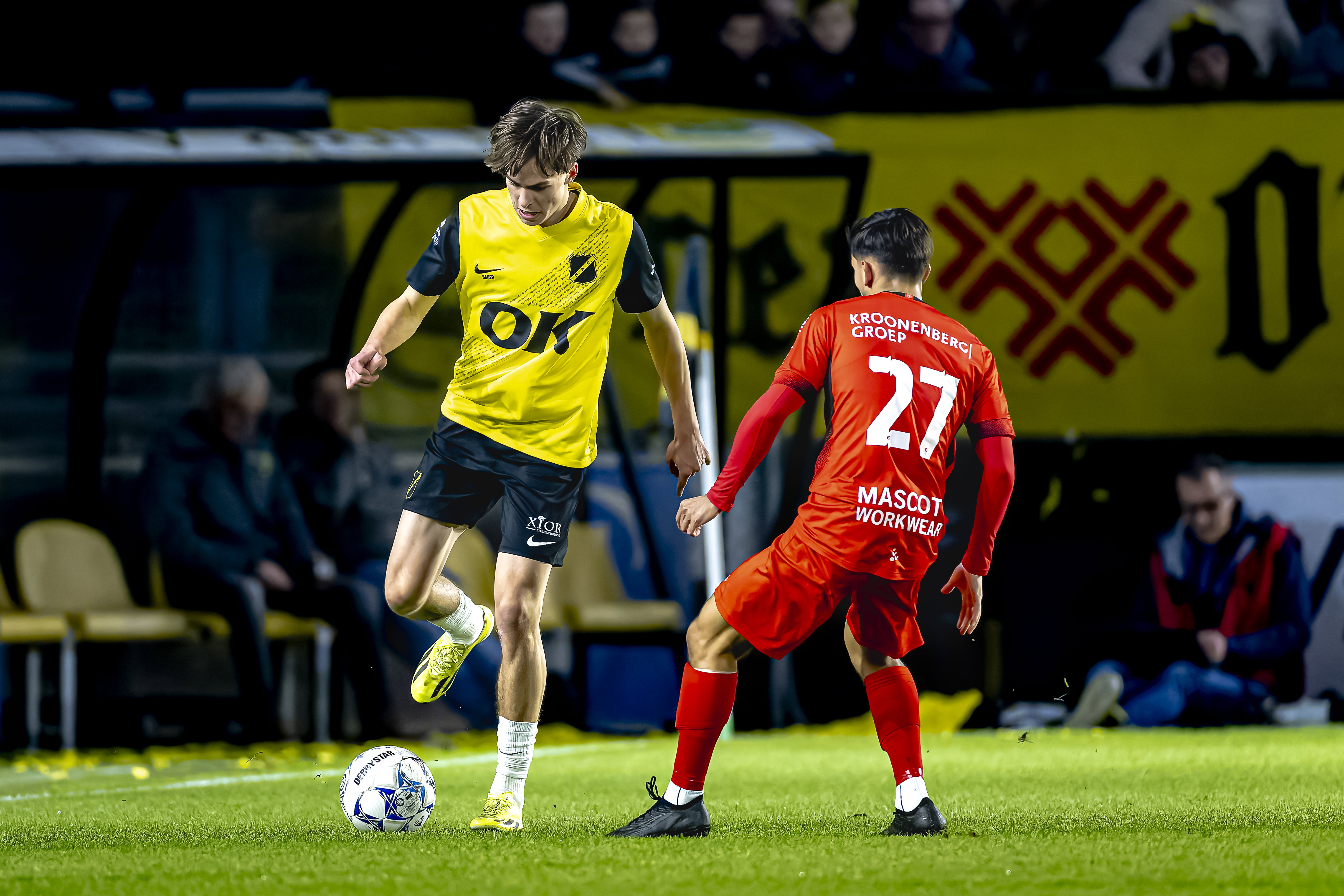 Leo Sauer aan de bal