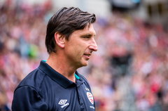 Luc Nilis namens PSV