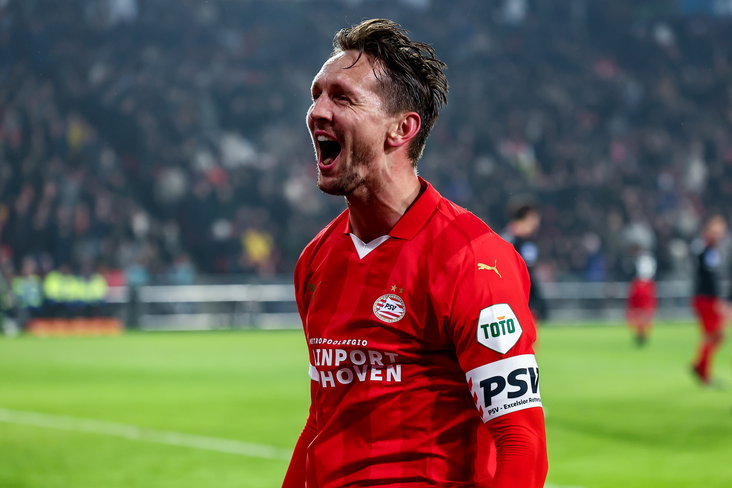 Luuk de Jong juicht