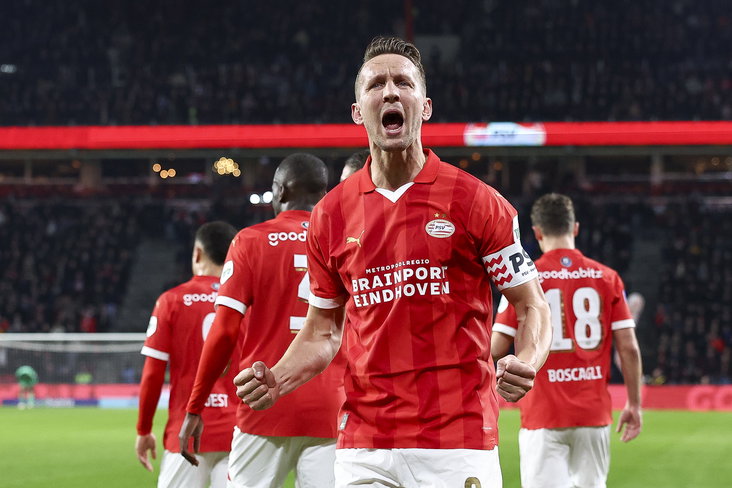 Luuk de Jong juicht