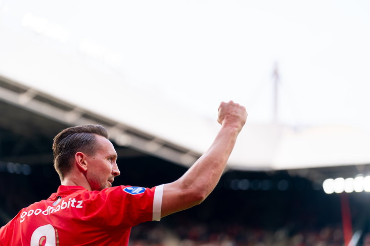 Luuk de Jong na zijn goal tegen AZ