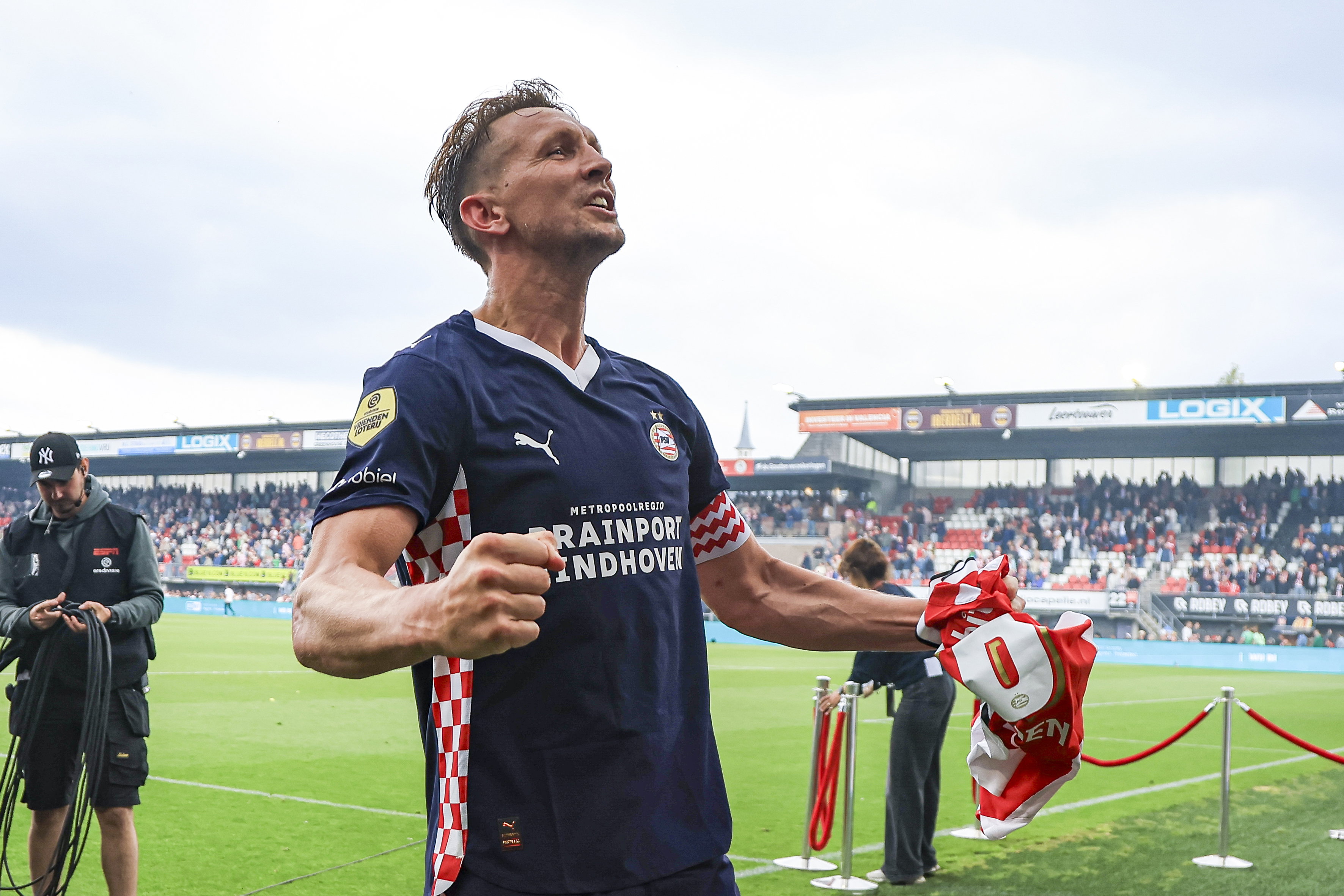 Luuk de Jong viert de titel
