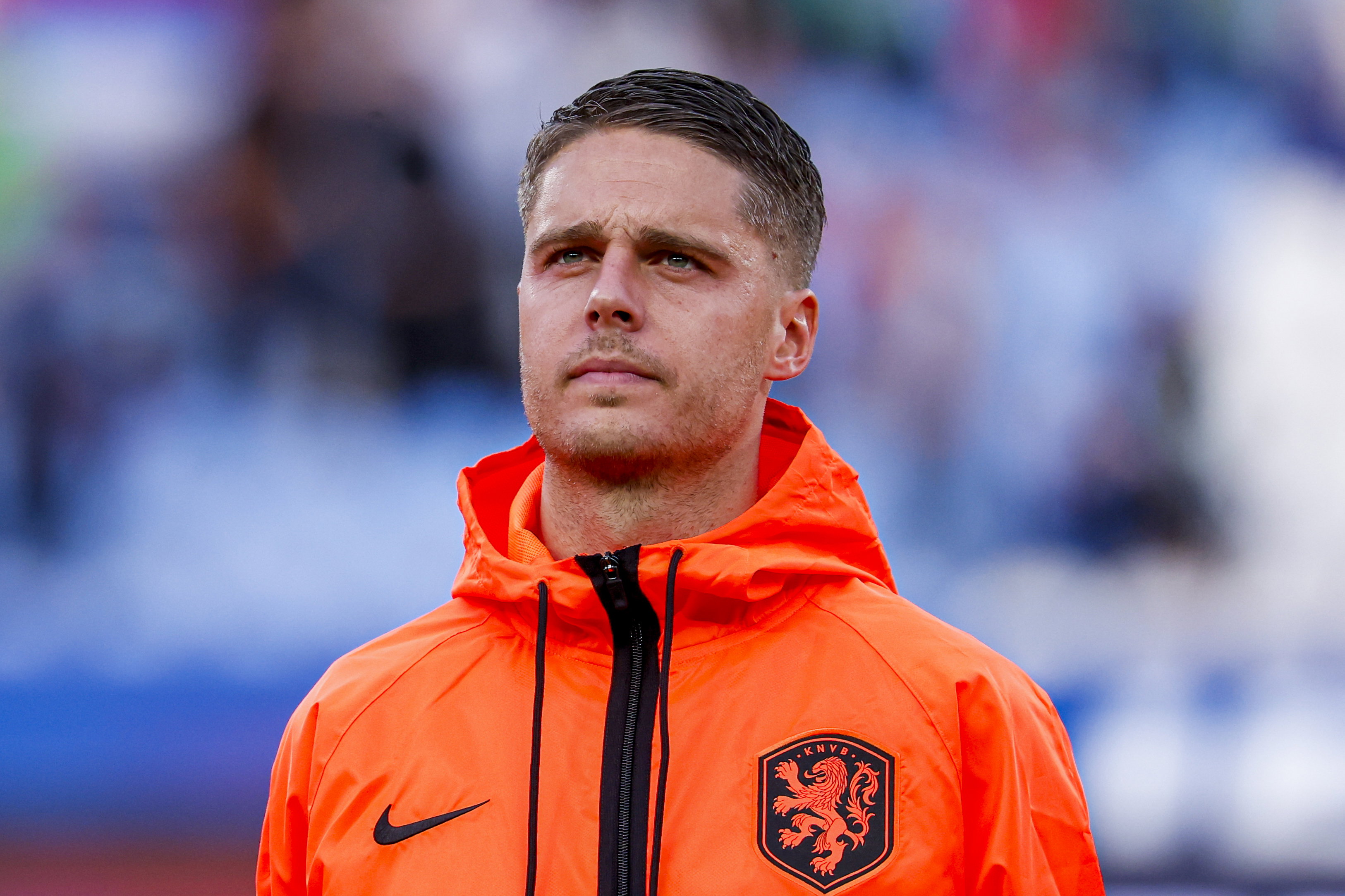 Joey Veerman krijgt er flink van langs: 