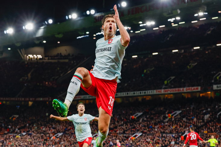 Sam Lammers na zijn goal op Old Trafford
