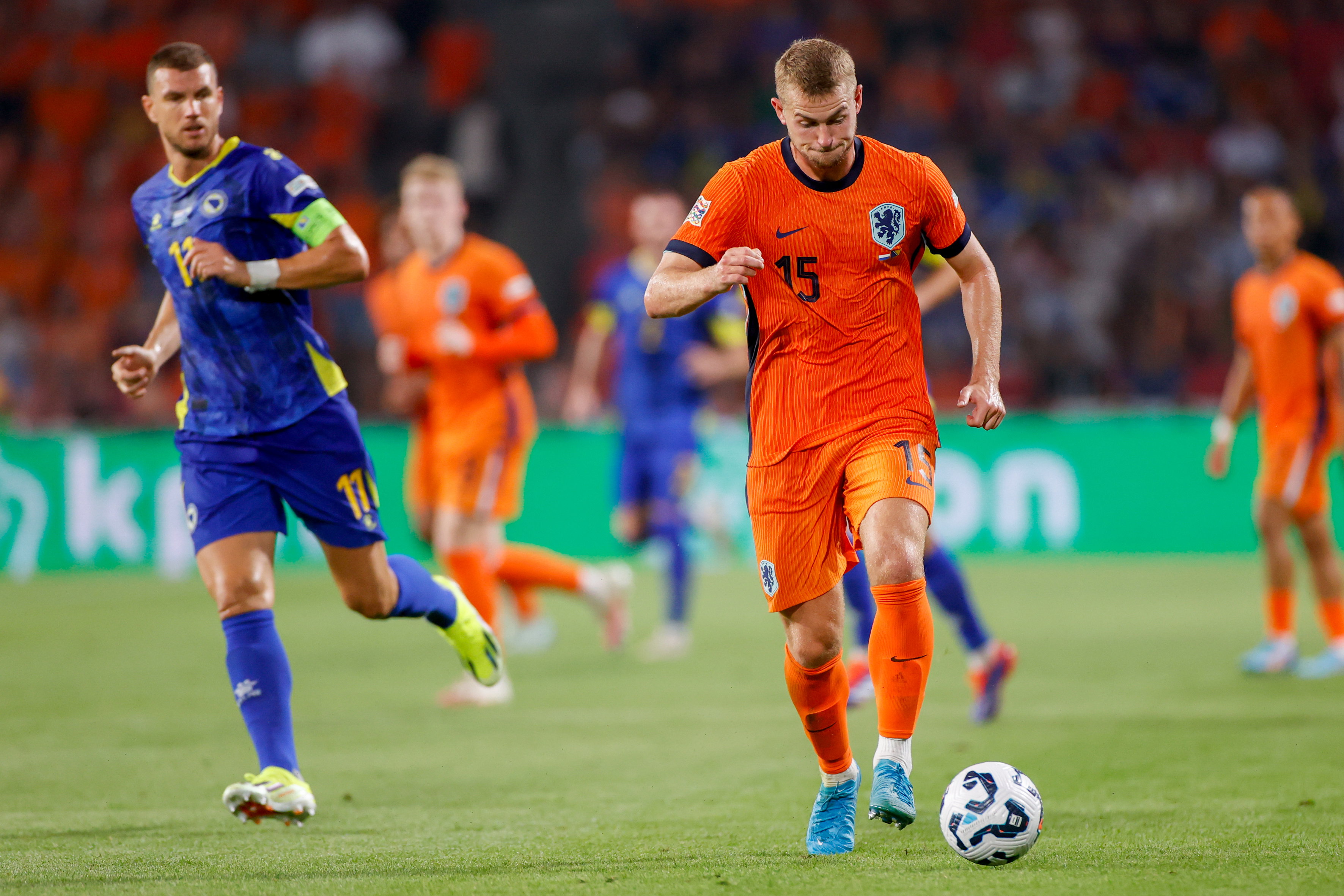 Matthijs de Ligt tegen Bosnië en Herzegovina