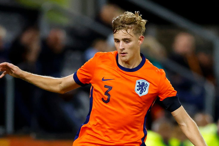 Max Bruns bij Jong Oranje
