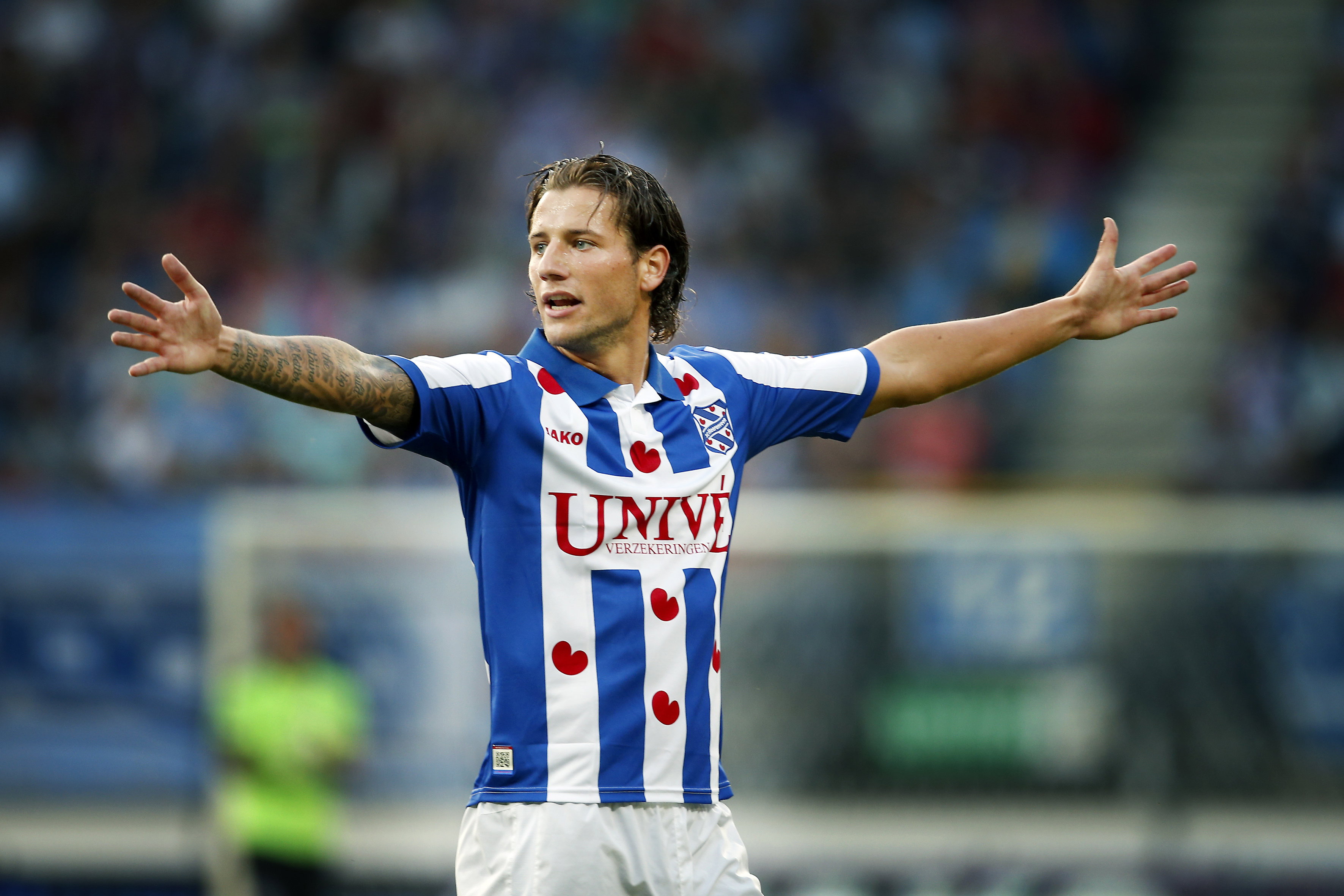 Mitchell Dijks namens SC Heerenveen