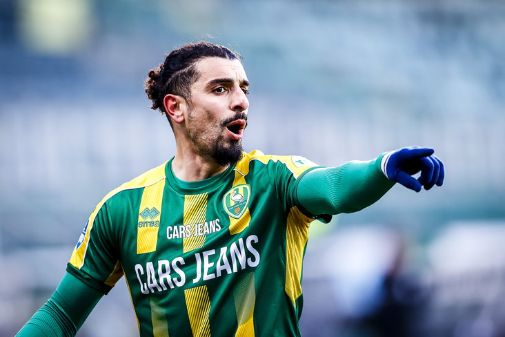 Youness Mokhtar namens ADO Den Haag