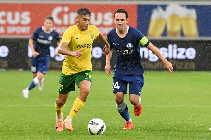 Krisztián Bari (links)