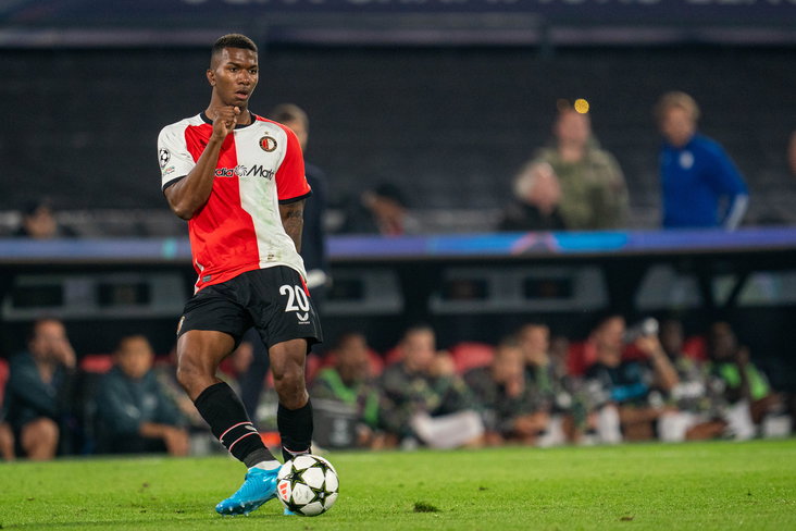 Jeyland Mitchell in actie namens Feyenoord