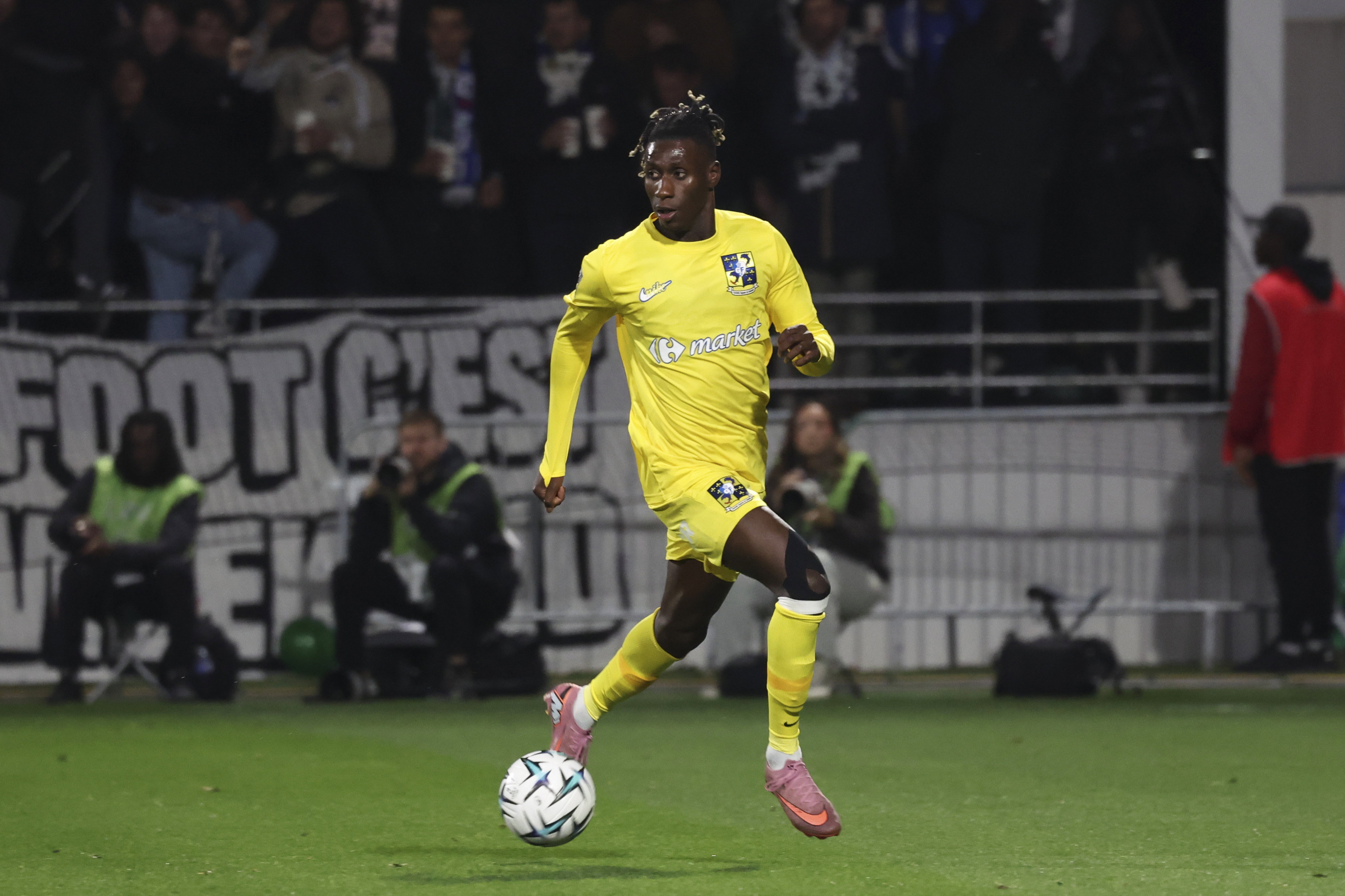 Yadaly Diaby aan de bal