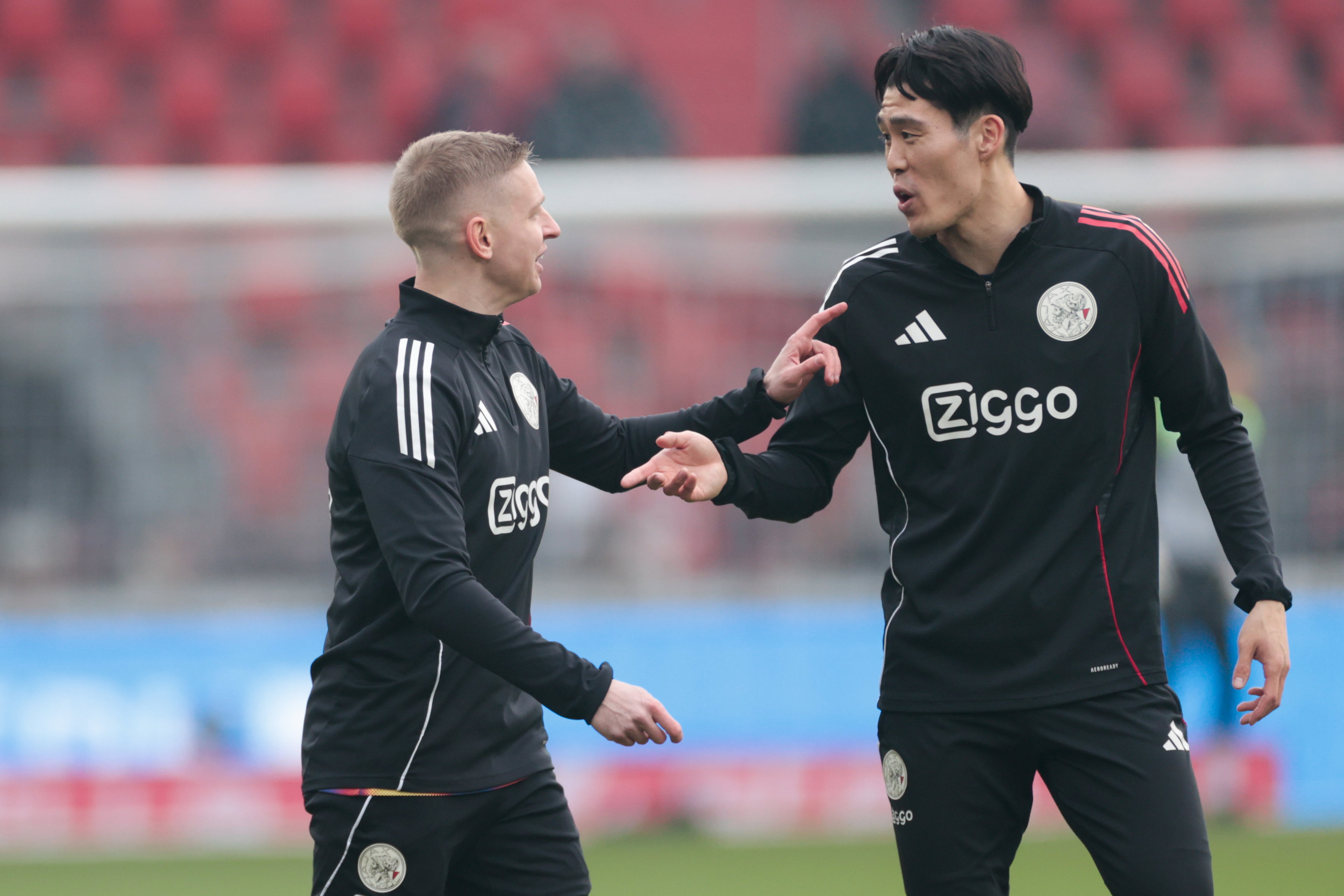 Takehiro Tomiyasu en Oleksandr Zinchenko