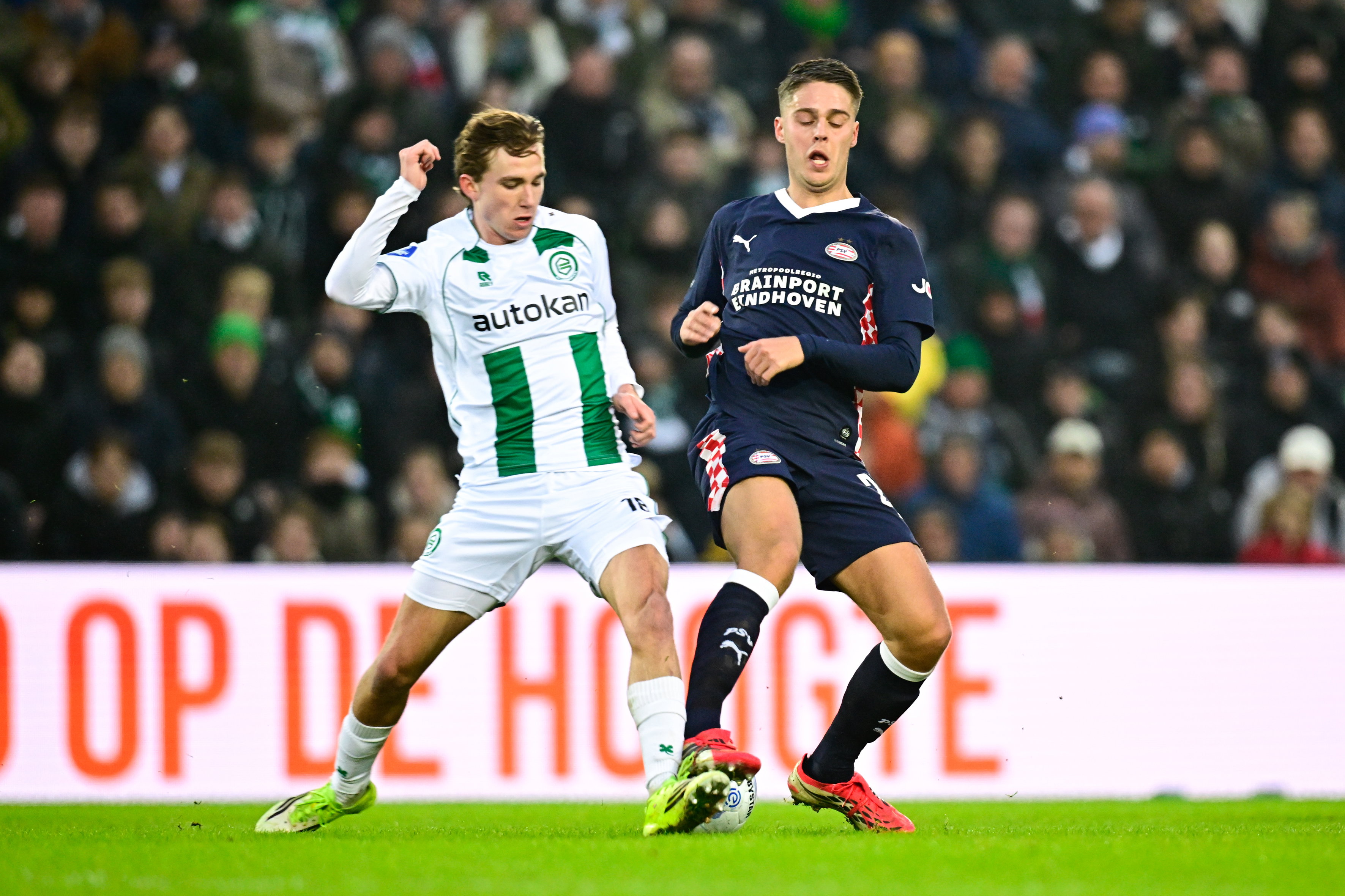 Tygo Land in duel met Joey Veerman