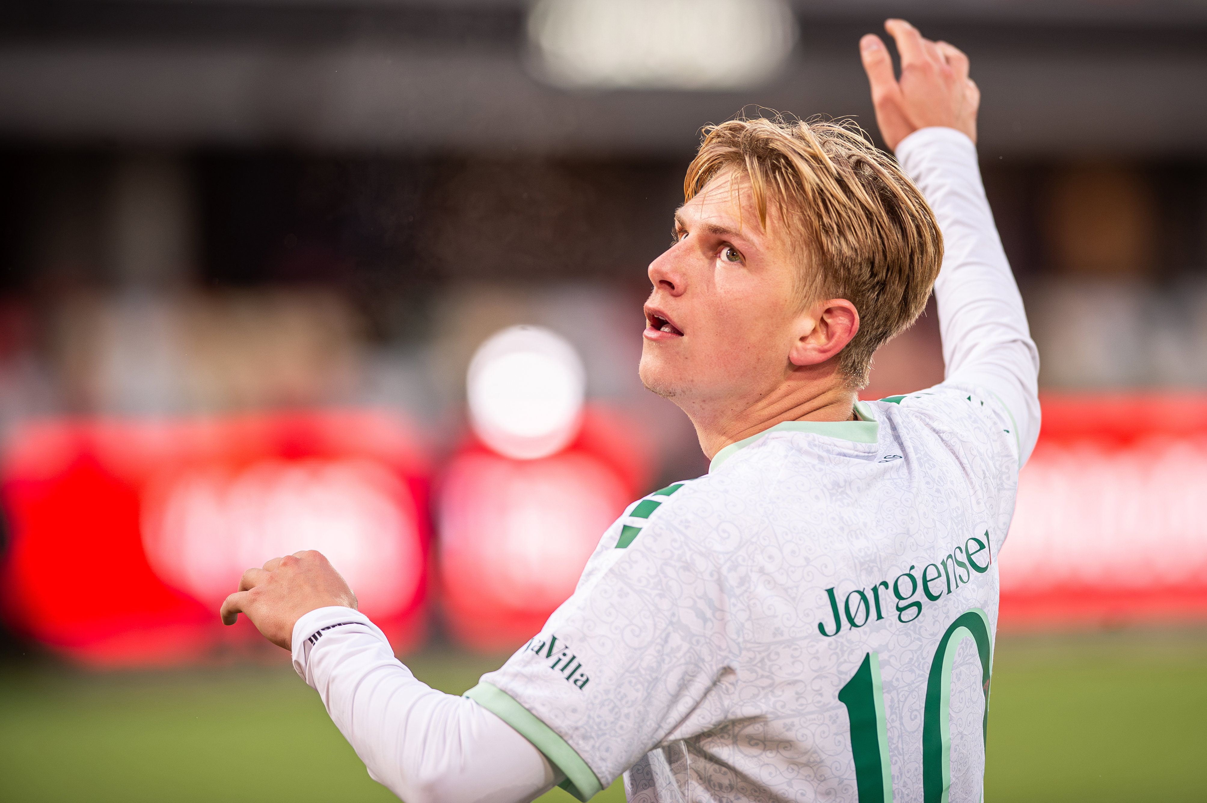 'SC Heerenveen-scouts in Denemarken voor 20-jarige middenvelder'