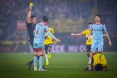 Feyenoord krijgt geel van scheidsrechter Manschot