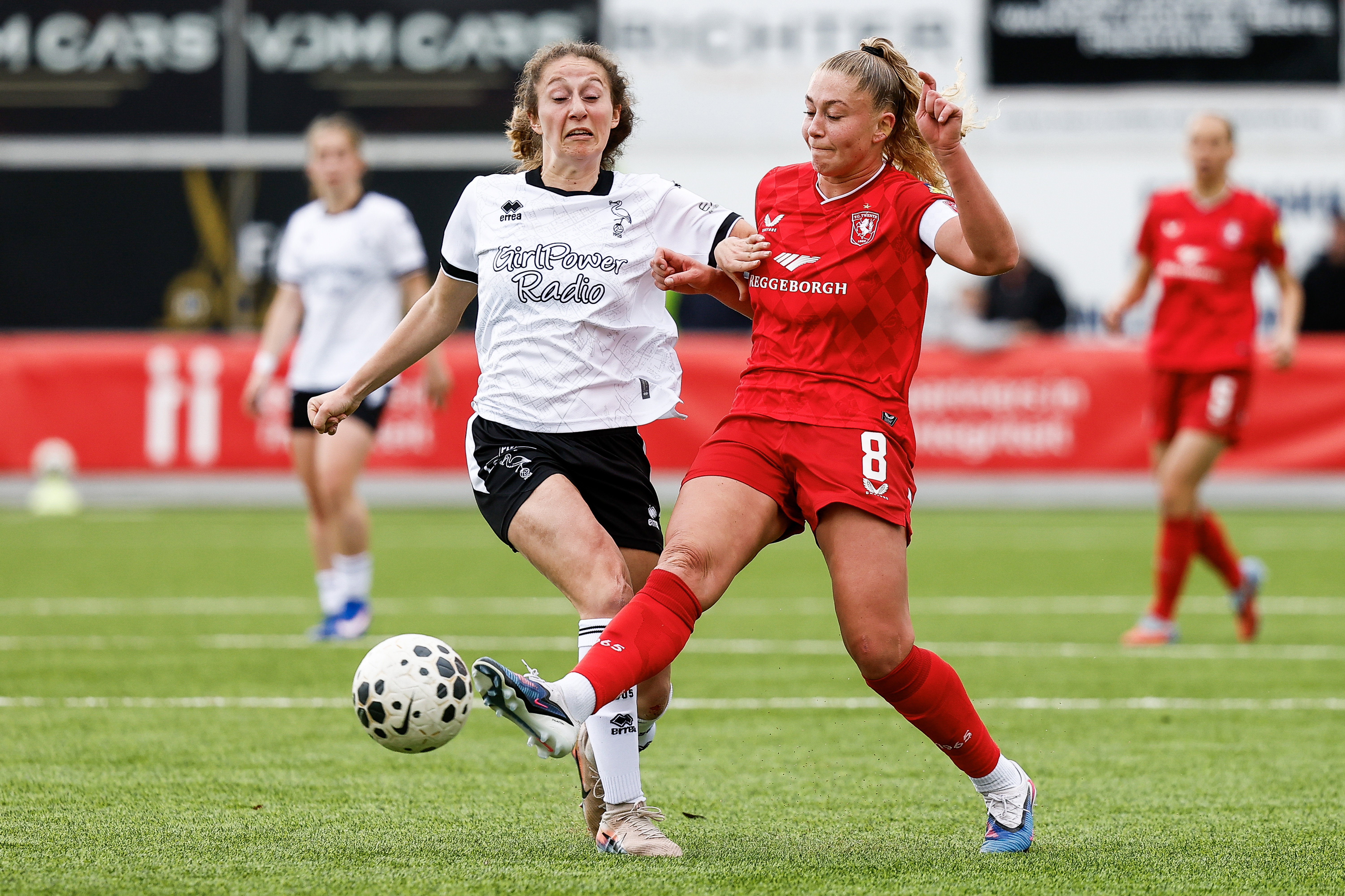 Danique van Ginkel in actie tegen ADO Den Haag