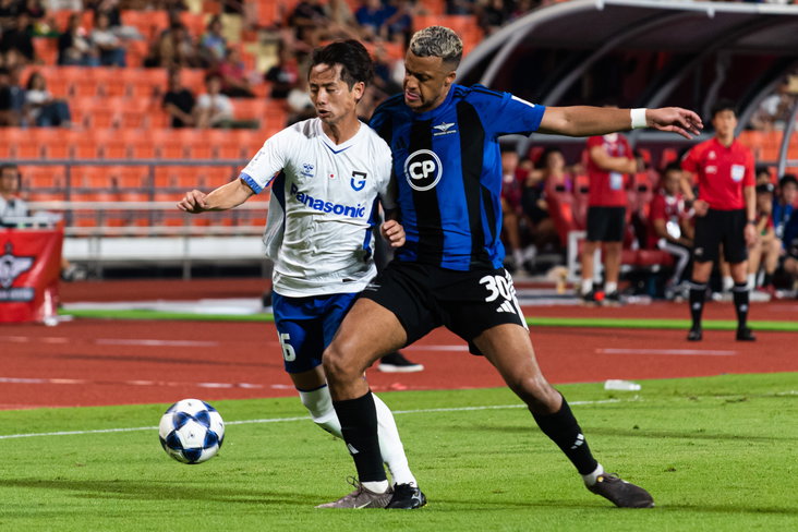 Tokuma Suzuki en Richairo Zivkovic