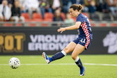Renate Jansen schiet namens PSV
