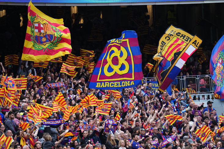 Fans van FC Barcelona in Camp Nou