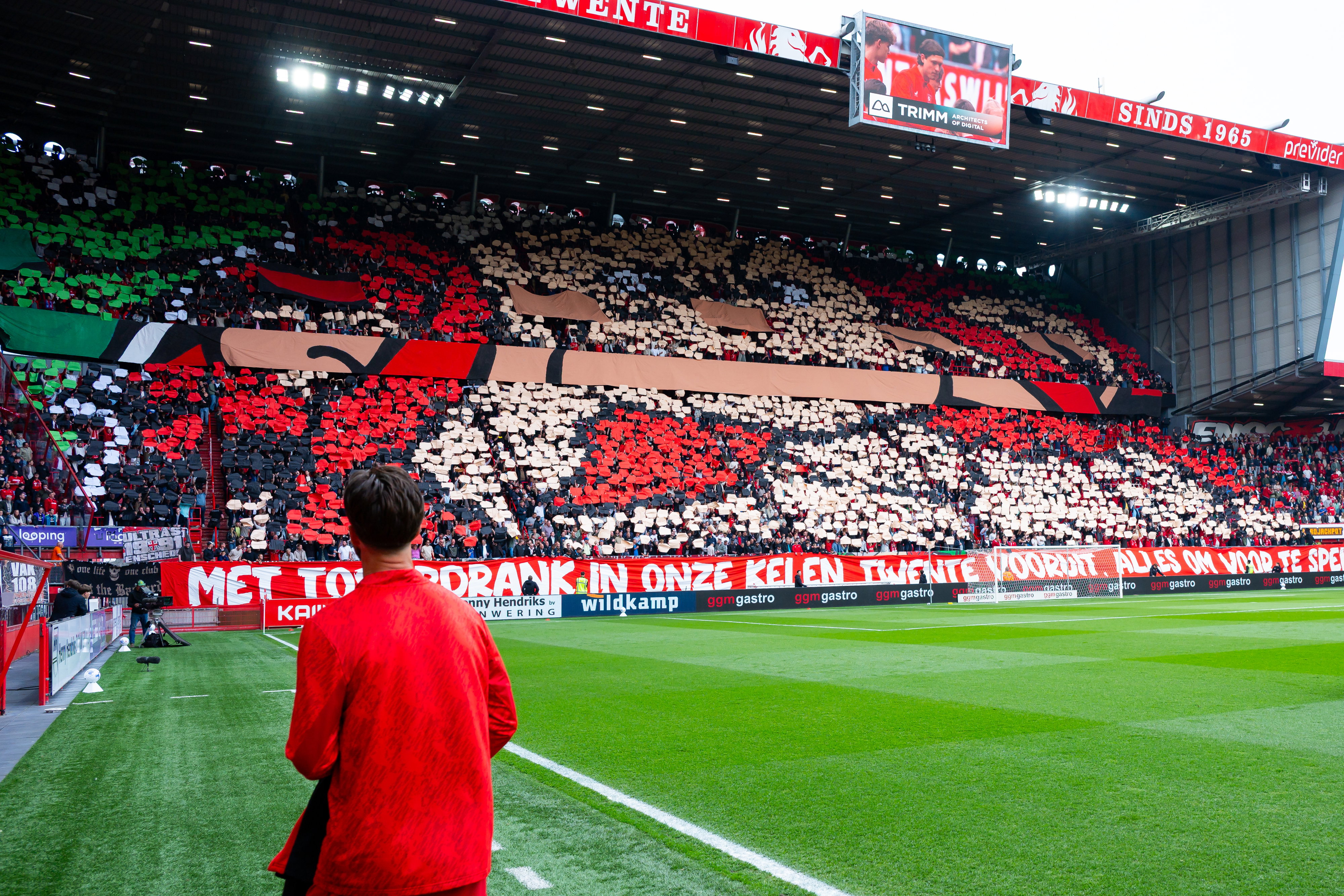 De sfeeractie van de FC Twente-supporters