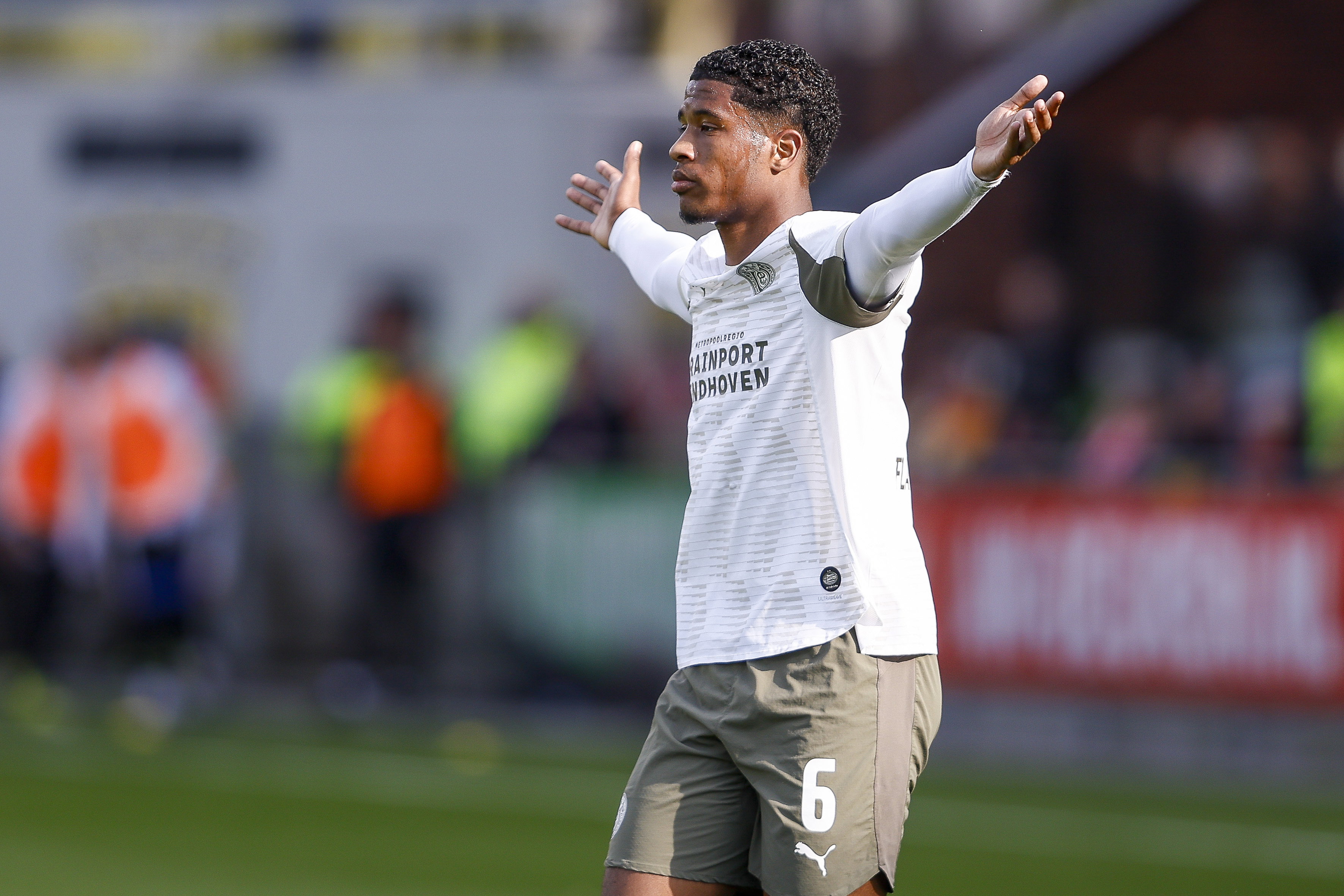Ryan Flamingo tegen Go Ahead Eagles