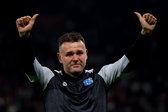 Henk Brugge bedankt het SC Heerenveen-publiek