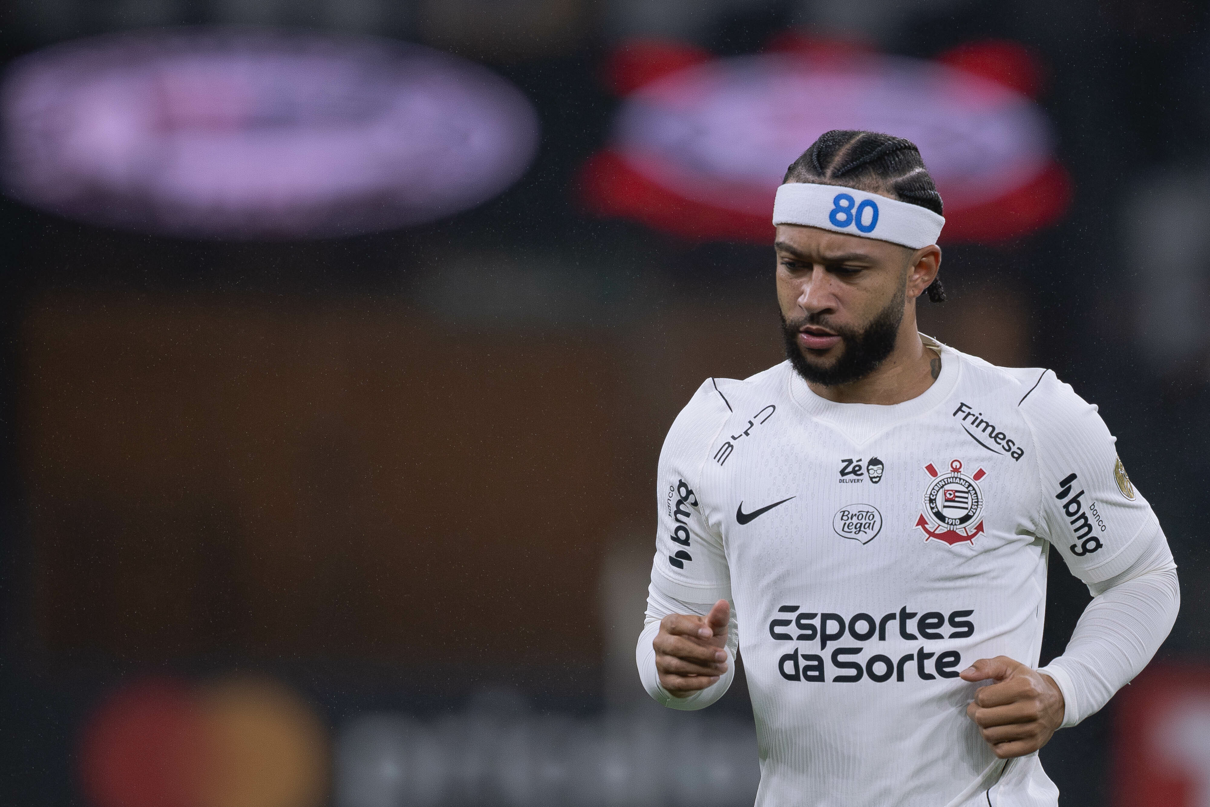 Memphis Depay namens Corinthians