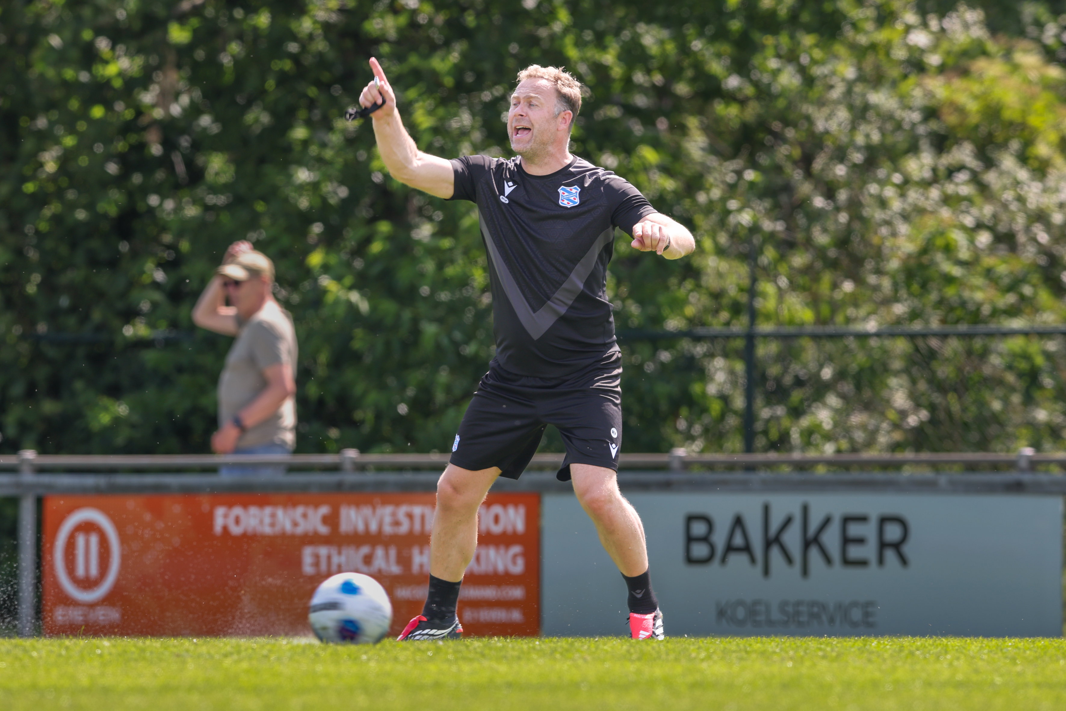 Veldman benaderd door buitenlandse club: 