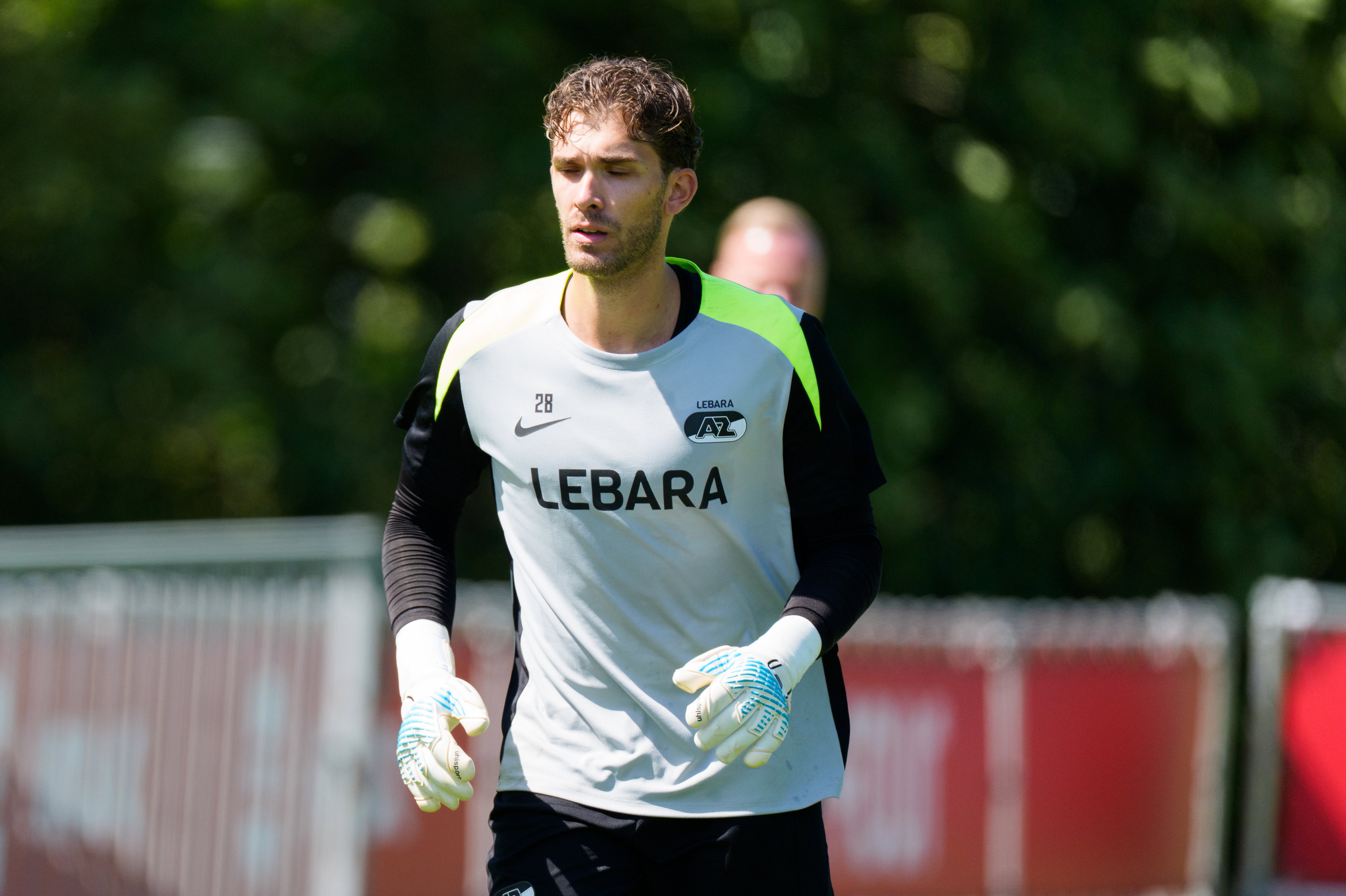 Jari De Busser op de training van AZ