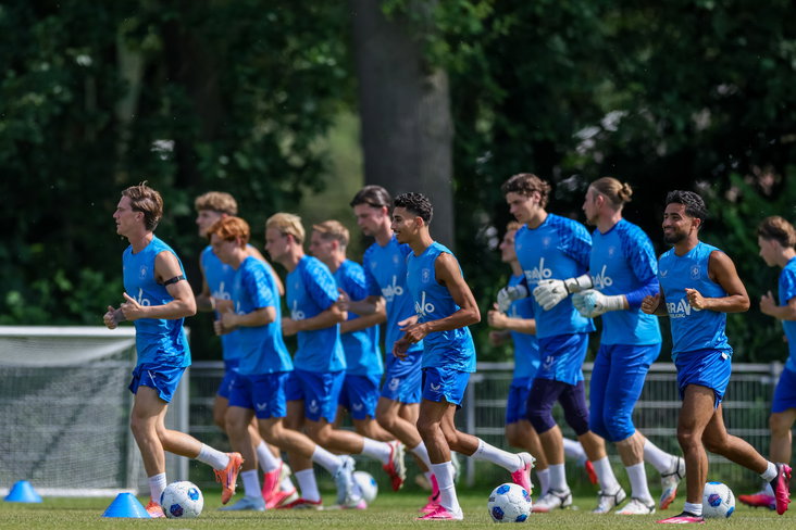 FC Twente-spelers op de eerste training