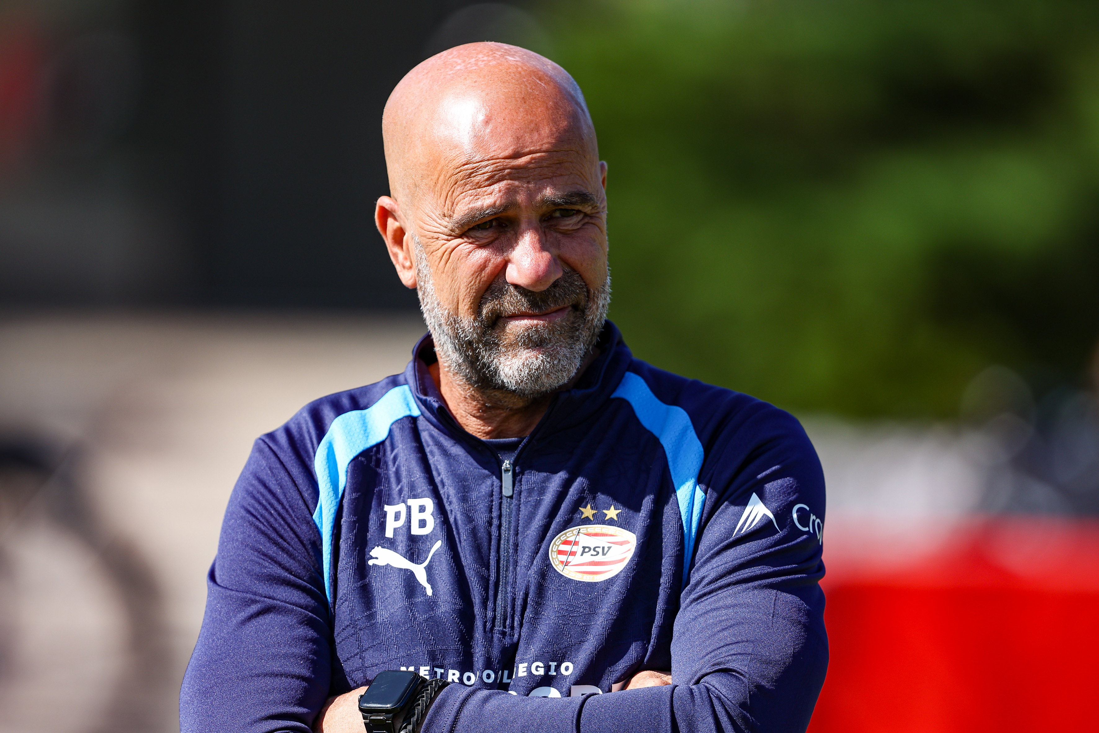 Peter Bosz tijdens PSV - Royal Antwerp FC