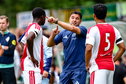 Míche geeft Ajax instructies