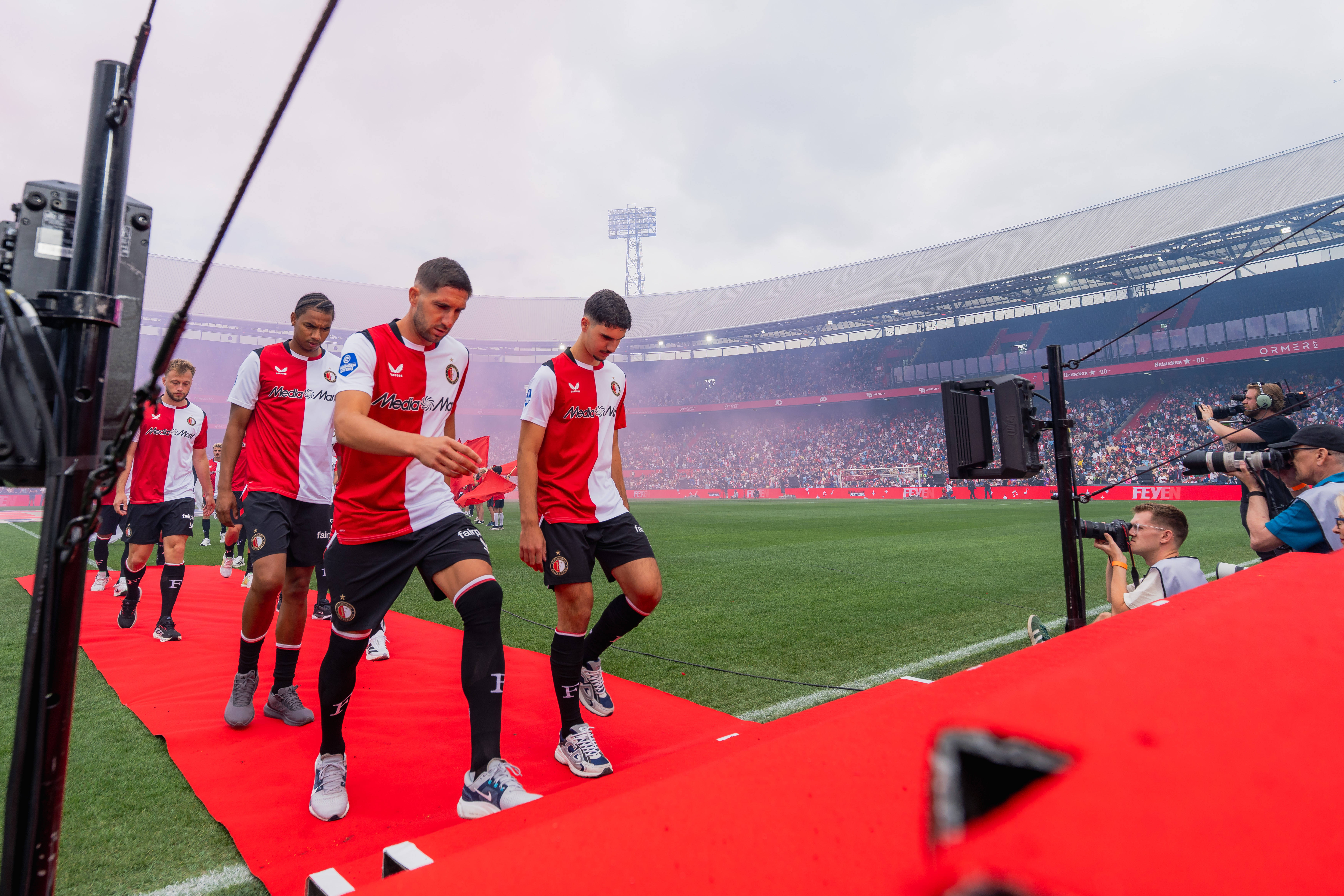 Luka Ivanušec voorop in De Kuip