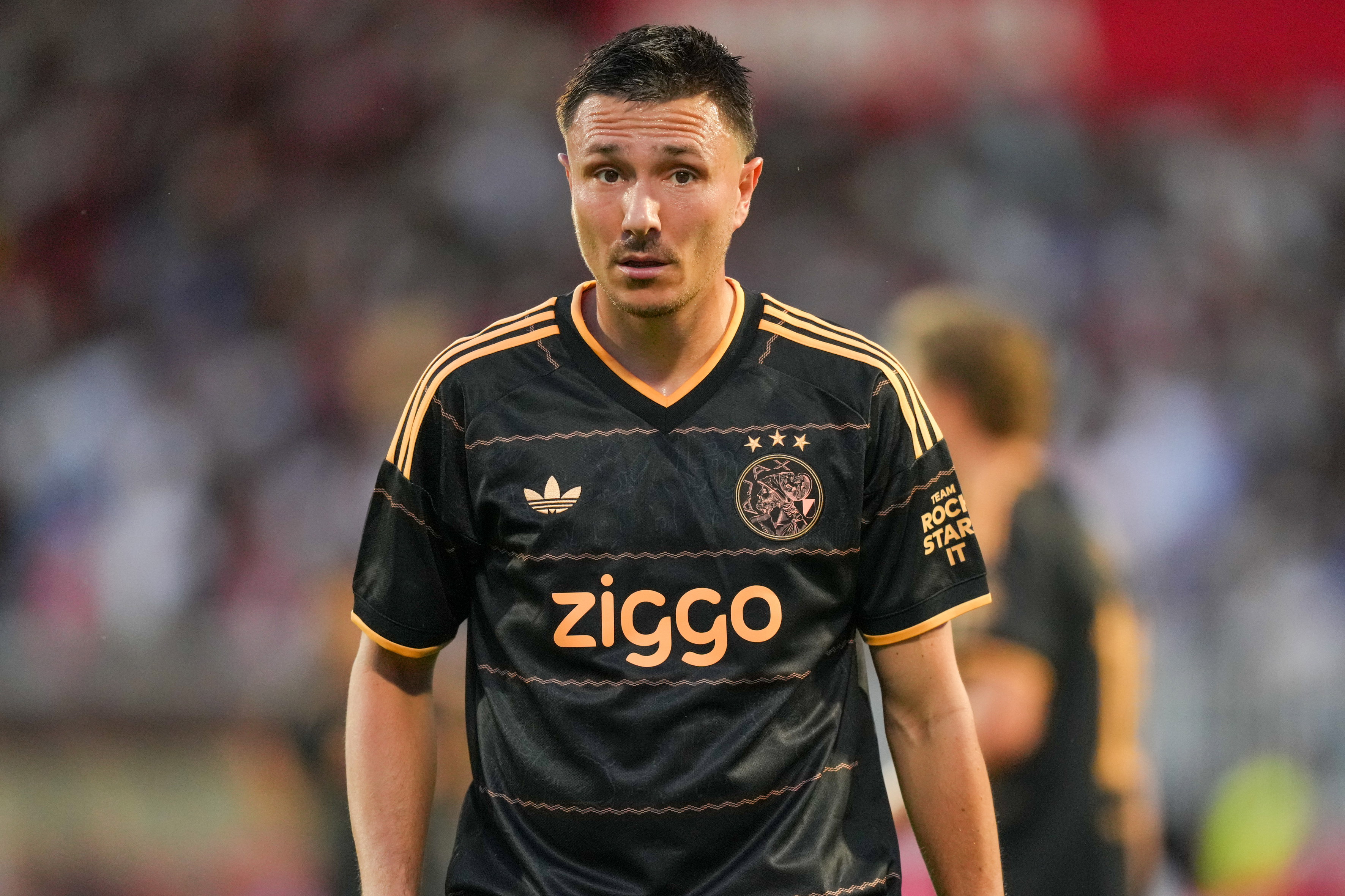 Steven Berghuis tegen Vojvodina