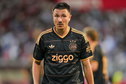 Steven Berghuis tegen Vojvodina